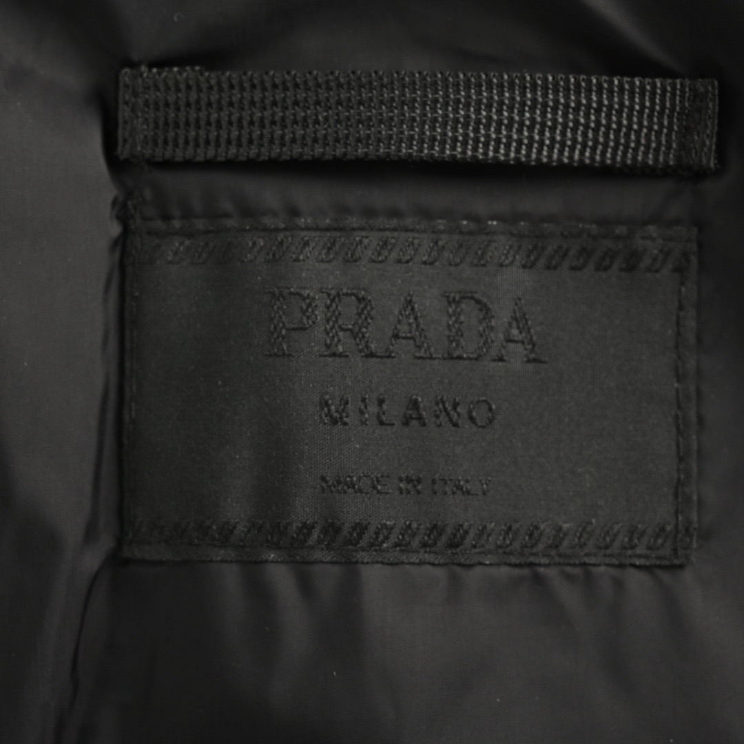 Prada/普拉达 21Fw 经典三角标帽子可拆卸羽绒服