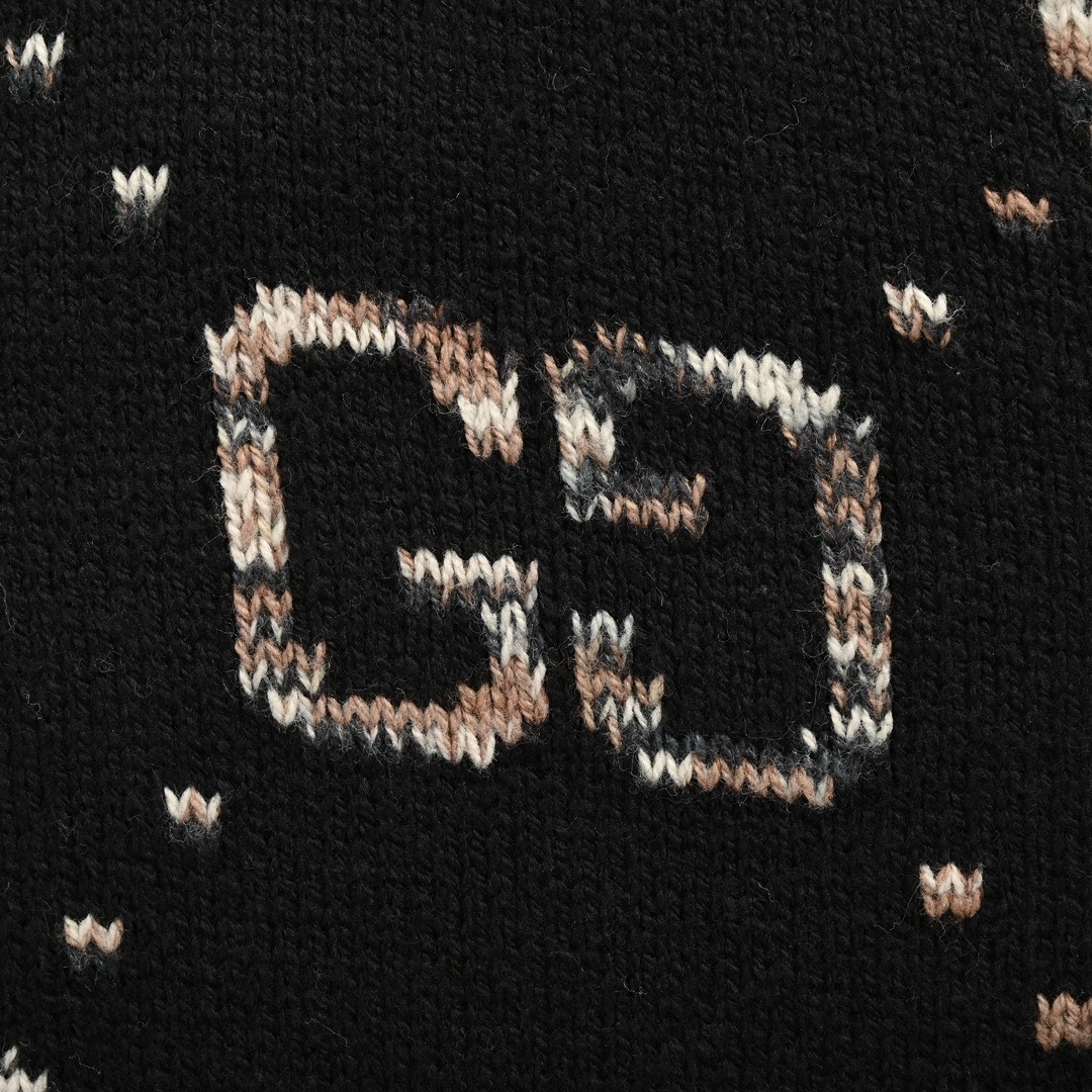 Gucci/古驰 GG互扣提花开衫针织衫毛衣