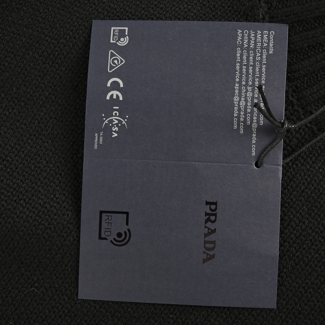 Prada/普拉达 24Fw 尼龙口袋三角标圆领毛衣