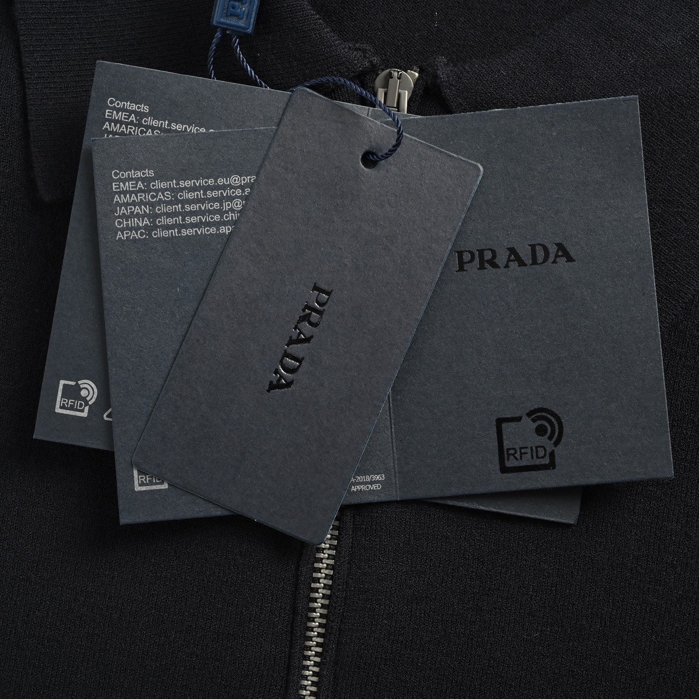 Prada/普拉达 刺绣半拉链针织长袖Polo衫