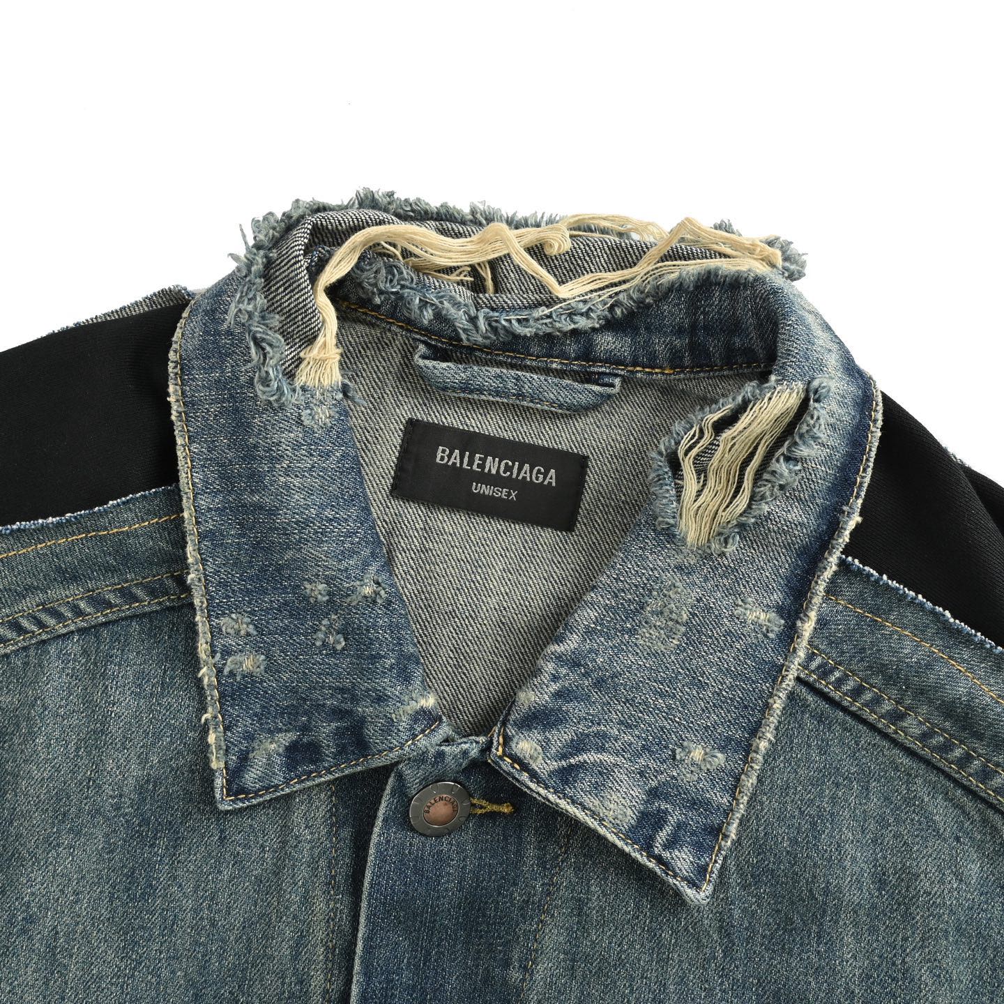 Balenciaga/巴黎世家 25Fw 圆环刺绣织带拼接破坏牛仔外套