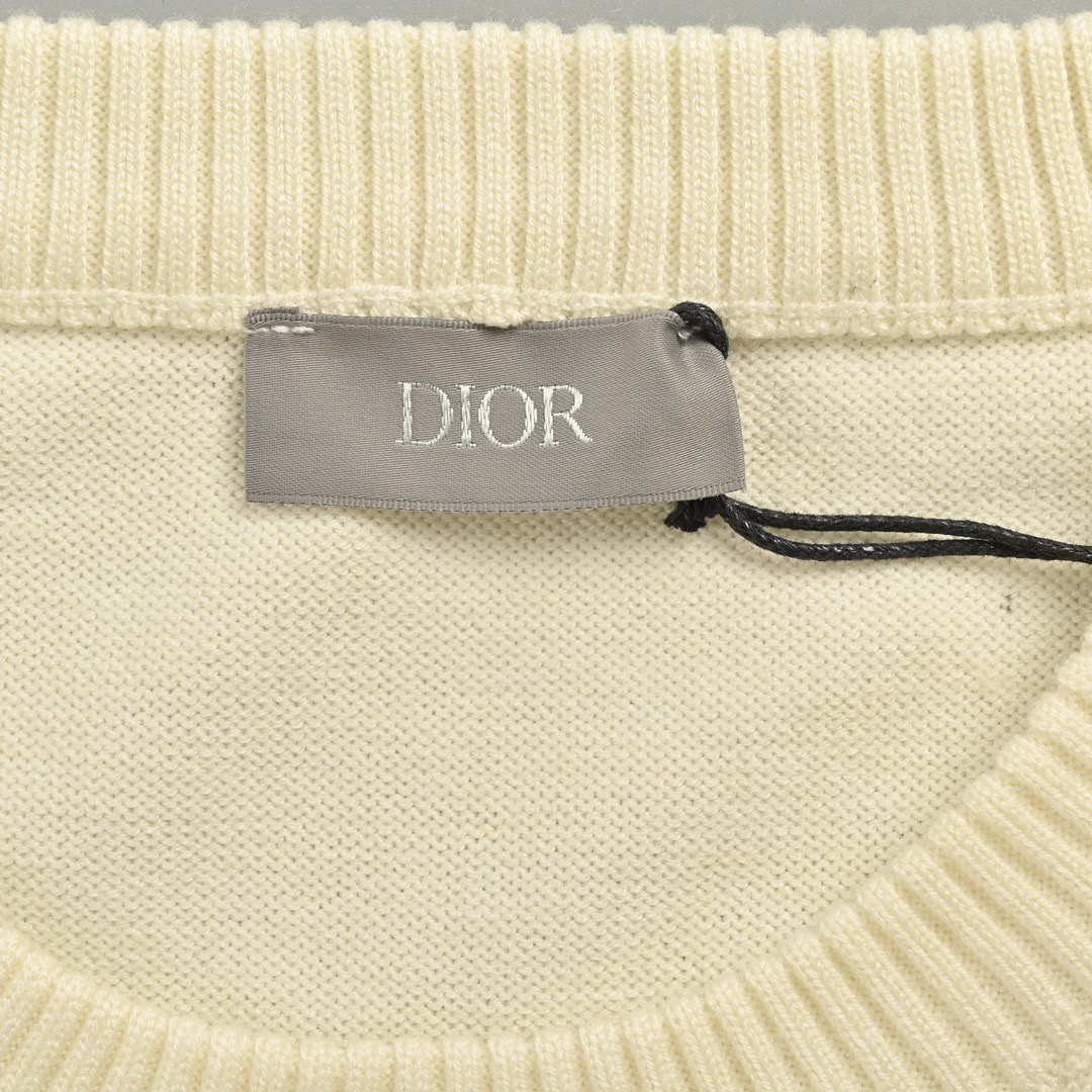 Dior/迪奥 24Fw 1947刺绣字母logo圆领毛衣 这款圆领毛衫-莆田鞋,莆田鞋货源,高仿鞋,高仿鞋货源,安福档口,莆田高仿鞋,莆田鞋批发,高仿鞋批发,莆田高仿运动鞋,高仿运动鞋,莆田运动鞋 Dior/迪奥 24Fw 1947刺绣字母logo圆领毛衣 这款圆领毛衫