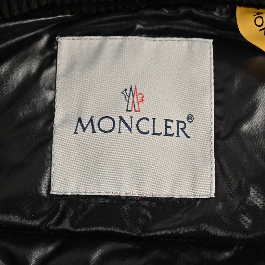 Moncler/蒙口 FRGMT 藤原浩联名款灯芯绒羽绒服