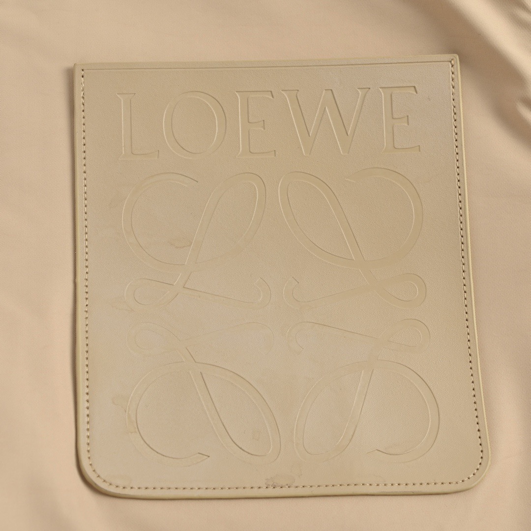 Loewe /罗意威 22Fw 皮标连帽中长款羽绒服外套