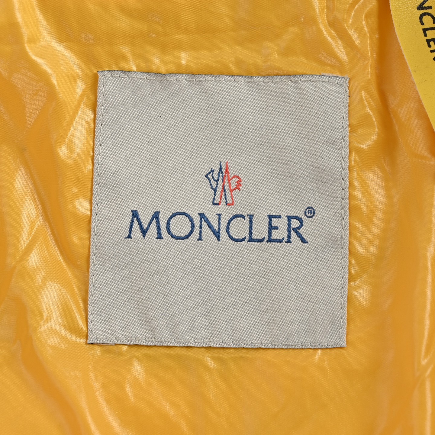 Moncler & Palm Angels 联名款Haunani系列羽绒服-Chinese UA Cheap High Quatity Brand Clothes Bags handbags Sneakers wholesale wholesaler seller from China Factory suppliers Fashion Clothing Shoes best Quality Beautiful Price Moncler & Palm Angels 联名款Haunani系列羽绒服