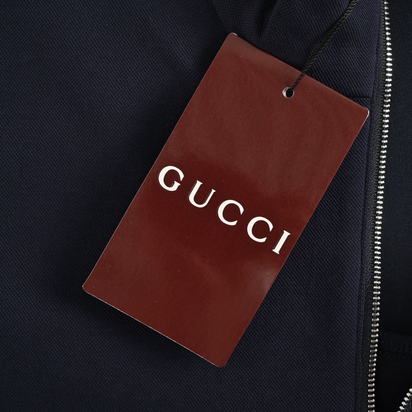 Gucci /古驰 25Fw 浮雕压纹徽标套装半拉链卫衣
