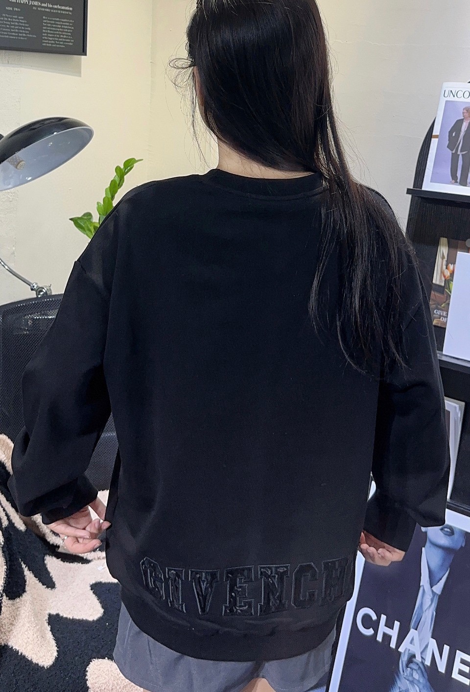 GIVENCHY/纪梵希 24Fw 前后刺绣字母logo圆领卫衣