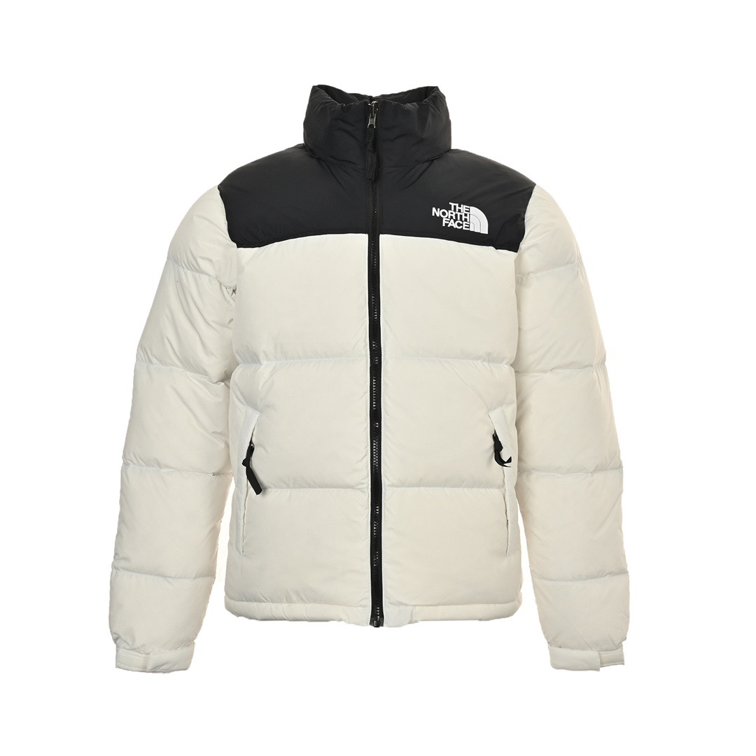 本地自取: The North Face / 北面 1996Nuptes羽绒服 The North Face"的字面含义为山的最寒冷、最艰难一面.它也是The North Face"的产品能够发挥功能的地方. The North Face.一直致力支持去发现亲近自然.赞助探险家们去征服那些遥远的,人类尚不可触及的角落. The North Face"的标识,取自于美国Yosemite优胜美地国家公园内的半圆页山Half Dome,这也是等岩爱好者们擎爬花岗石的终极目标. 产品信息: 填充:RDS认证高品质700高蓬松80白鸭绒/克重300g 面料:盛泽原厂高密度户外轻度防水材料 拉链:YKK吉田ISO 9000品质顶级ZP拉链 内胆:340T高端羽绒服防跑绒材料 特性:为冬季户外提供保暖呵护,保暖性出色,穿着轻便不厚重.