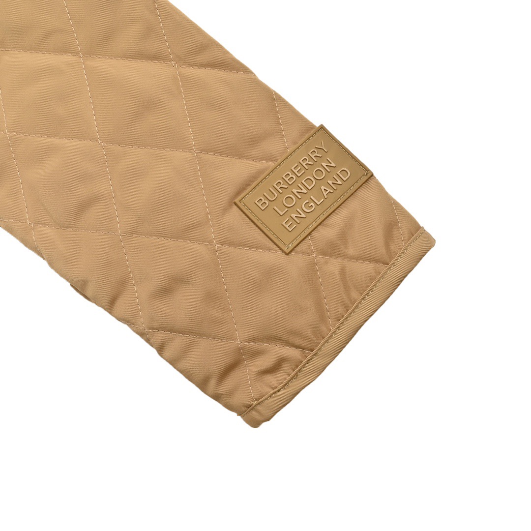 Burberry/巴宝莉 硅胶袖标复古菱格绗缝夹棉外套