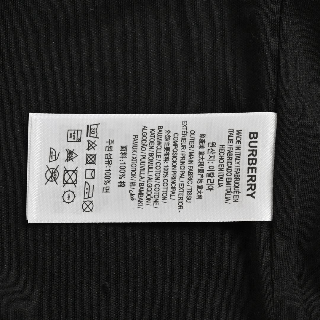 Burberry/巴宝莉 23Fw 刺绣战马logo拉链卫衣外套