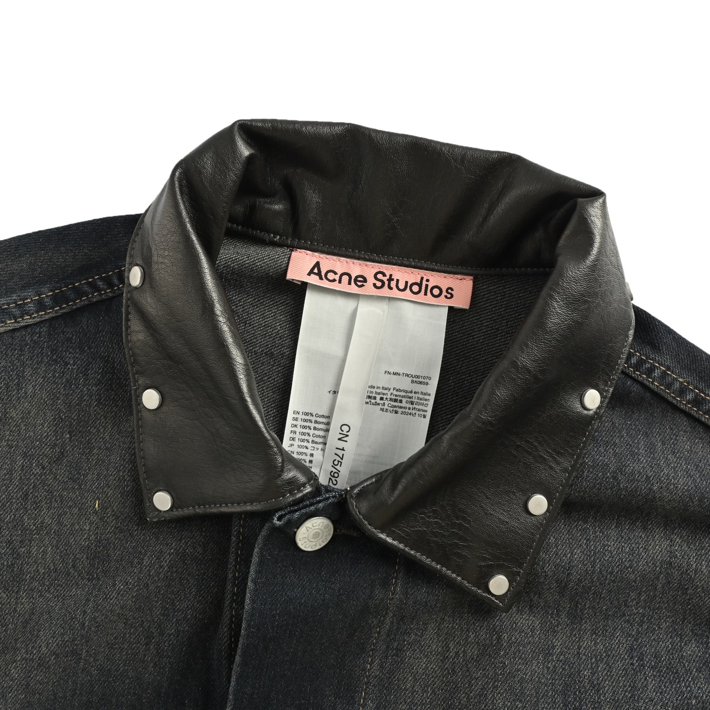 Acne Studios 25Fw 刺绣字母徽标皮领水洗牛仔外套