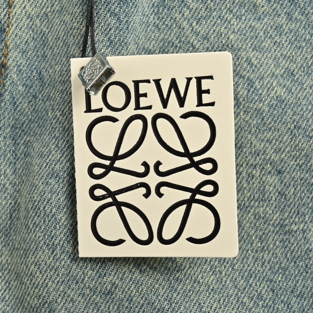 Loewe/罗意威 24Fw 纯色简约牛仔裤