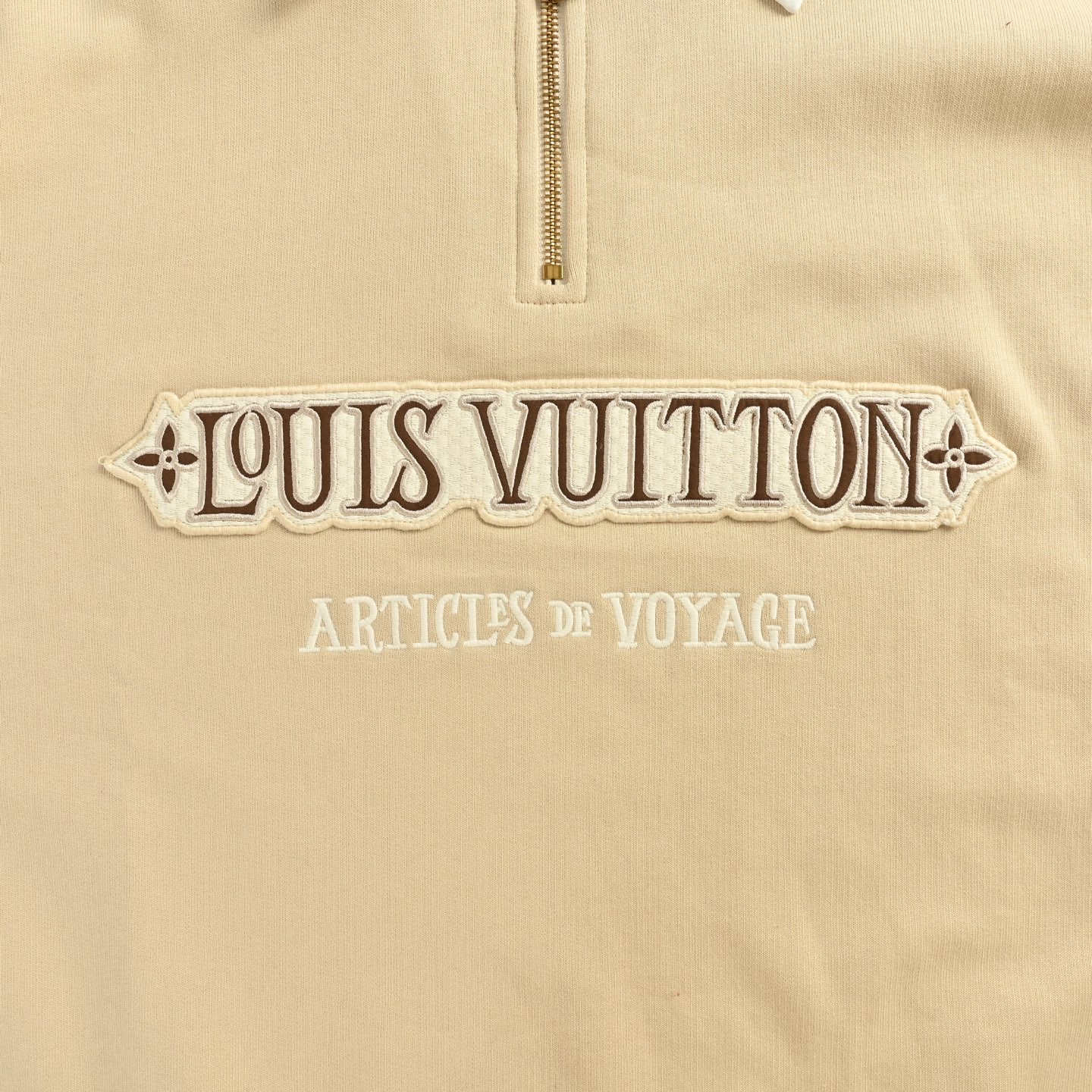 Louis Vuitton/路易威登 25Fw 字母刺绣白翻领半拉链卫衣