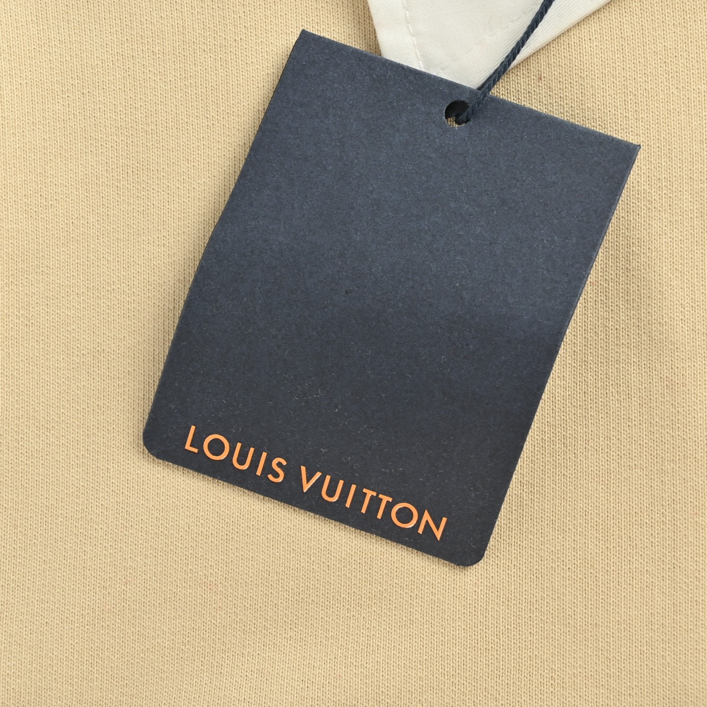 Louis Vuitton/路易威登 25Fw 字母刺绣白翻领半拉链卫衣