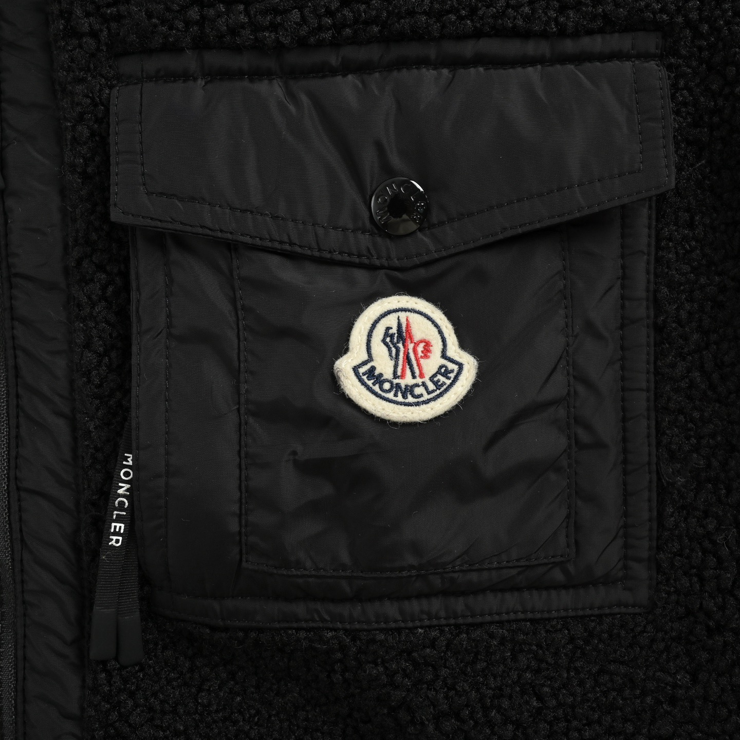 Moncler/蒙口 25Fw 口袋徽标羊羔绒外套