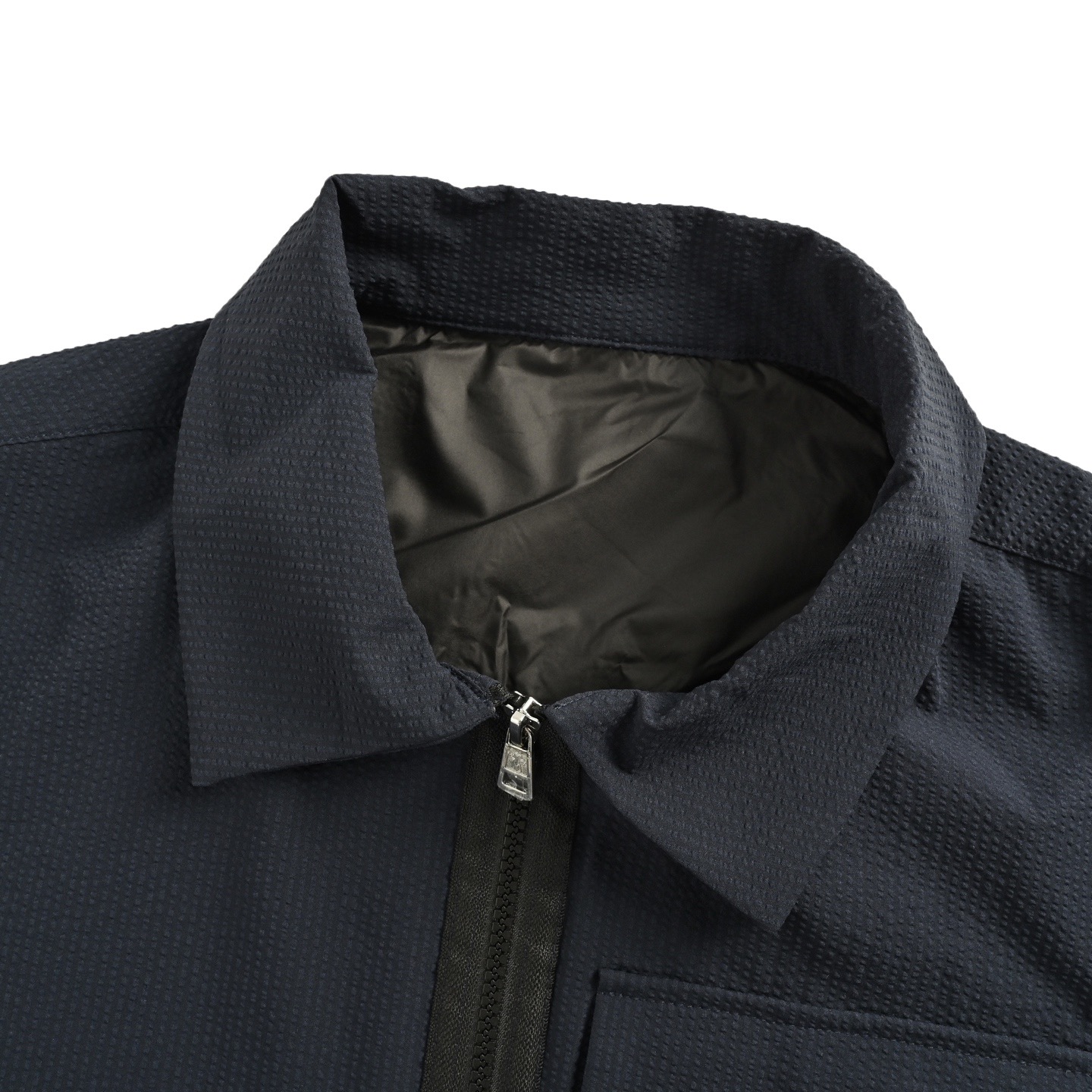 Moncler/蒙口 25Fw 袖标泡泡皱夹克外套
