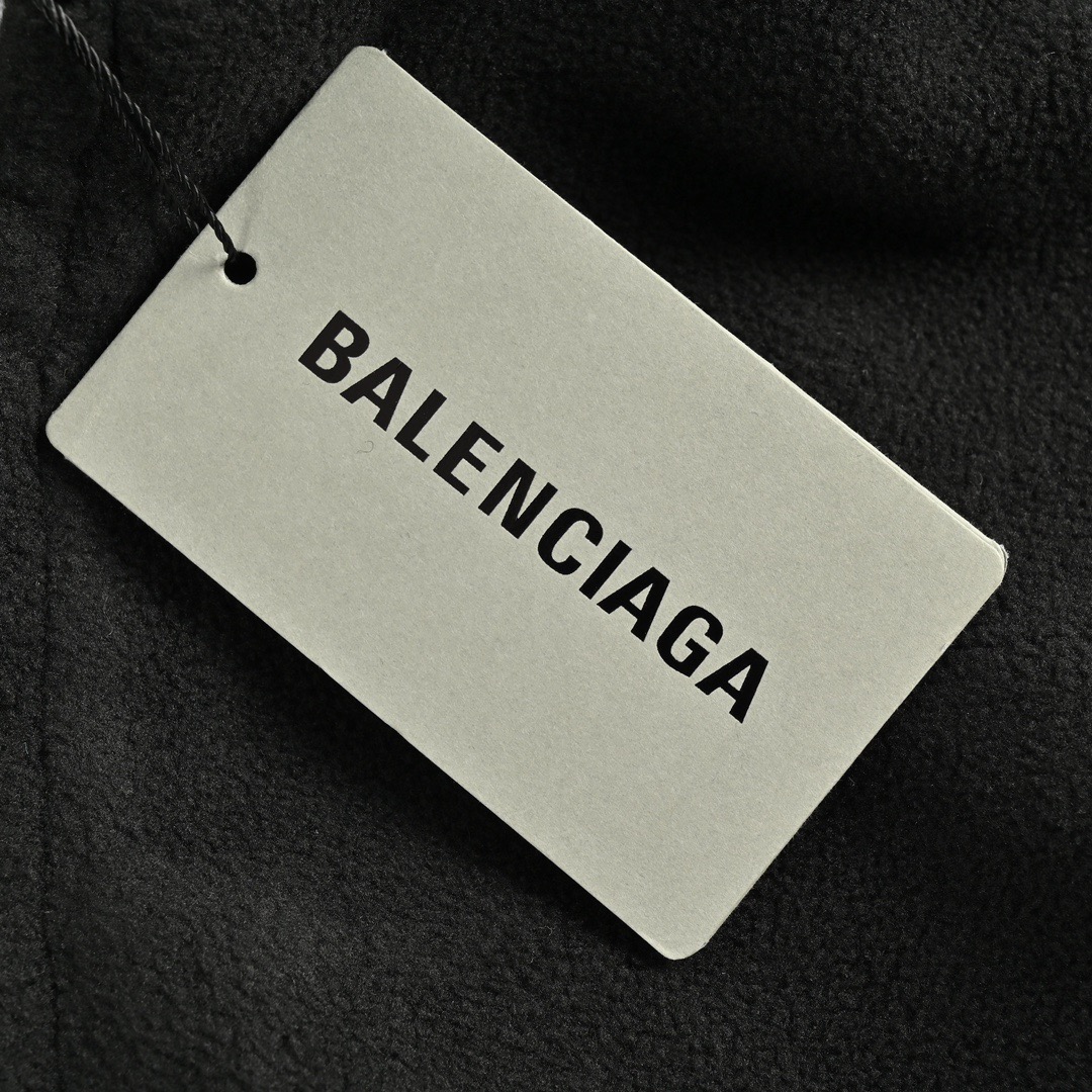 Balenciaga/巴黎世家 23Fw 刺绣可乐拉链摇粒绒外套