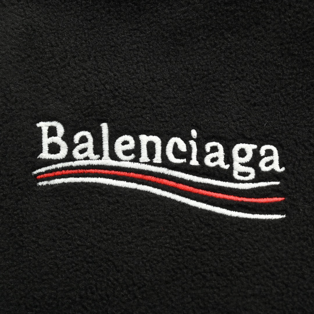 Balenciaga/巴黎世家 23Fw 刺绣可乐拉链摇粒绒外套
