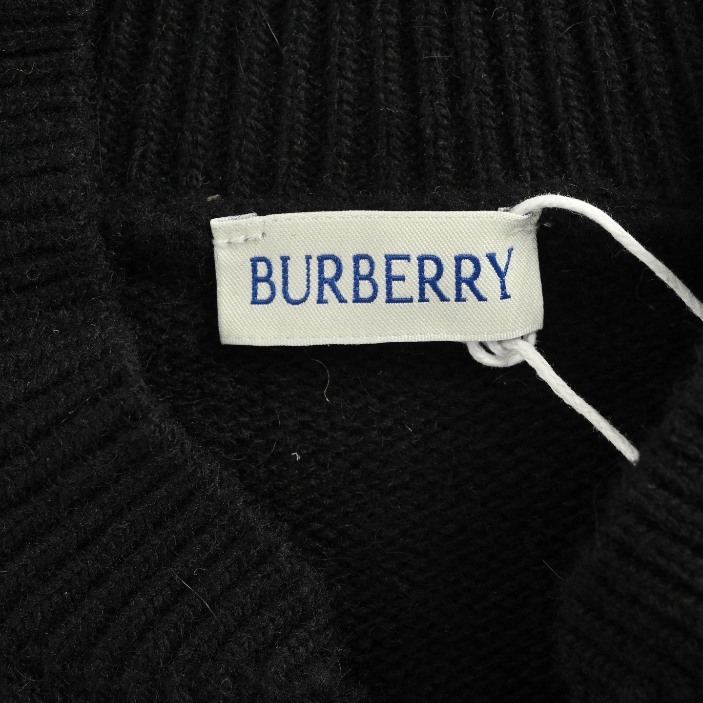 Burberry/巴宝莉 25Fw 盾牌提花毛衣拉链外套