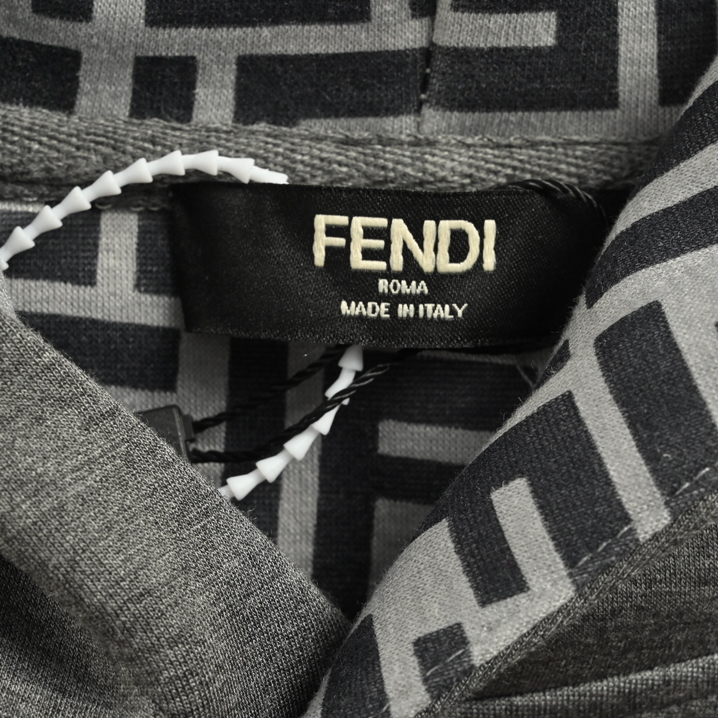 Fendi/芬迪 25Fw FF刺绣太空棉连帽卫衣 灰色