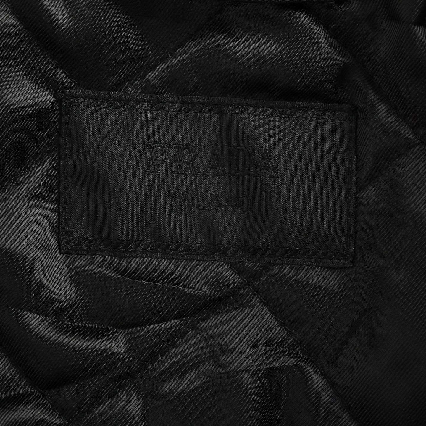 Prada/普拉达 25Fw 三角标连帽棉服外套