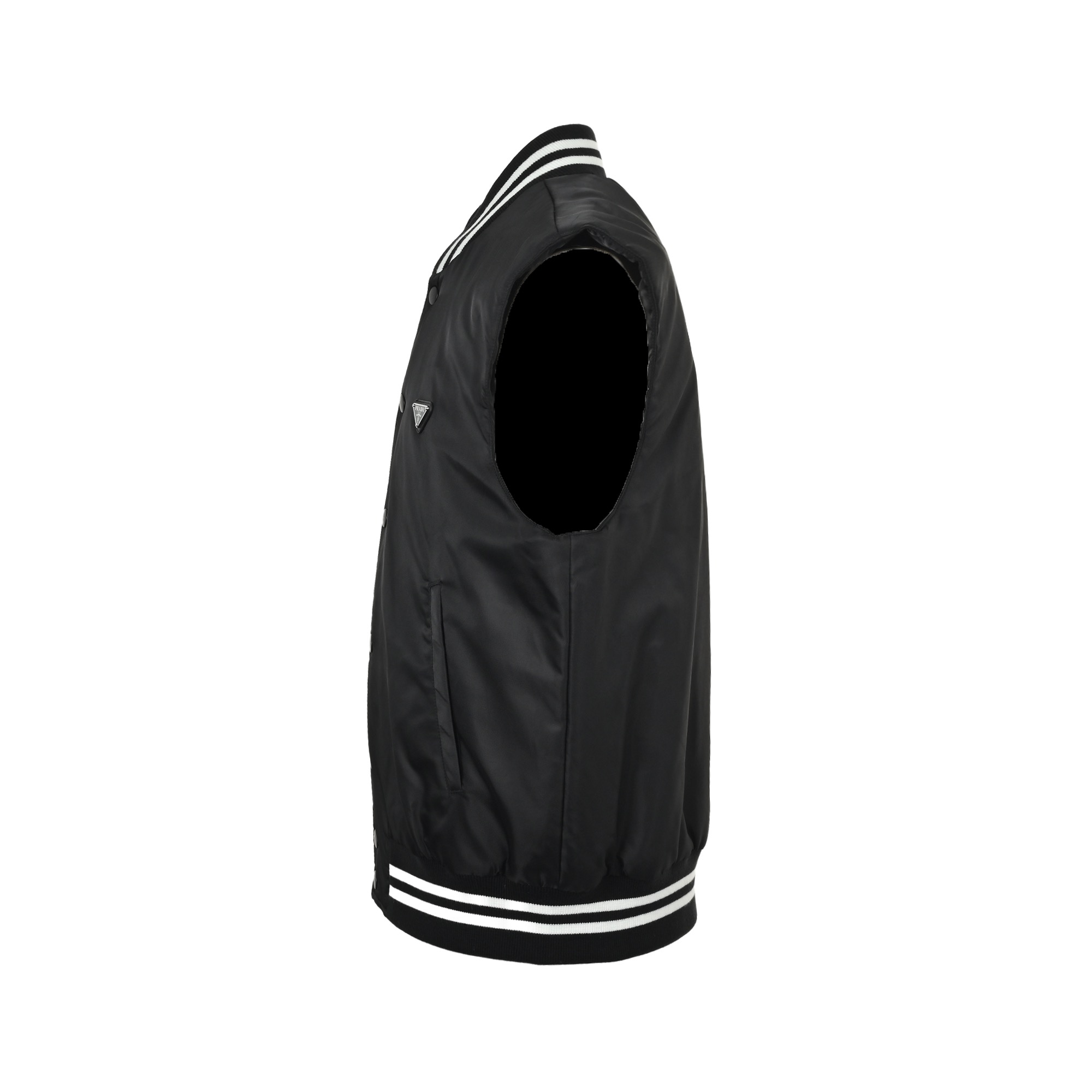 Prada/普拉达 25Fw 三角标棉服马甲