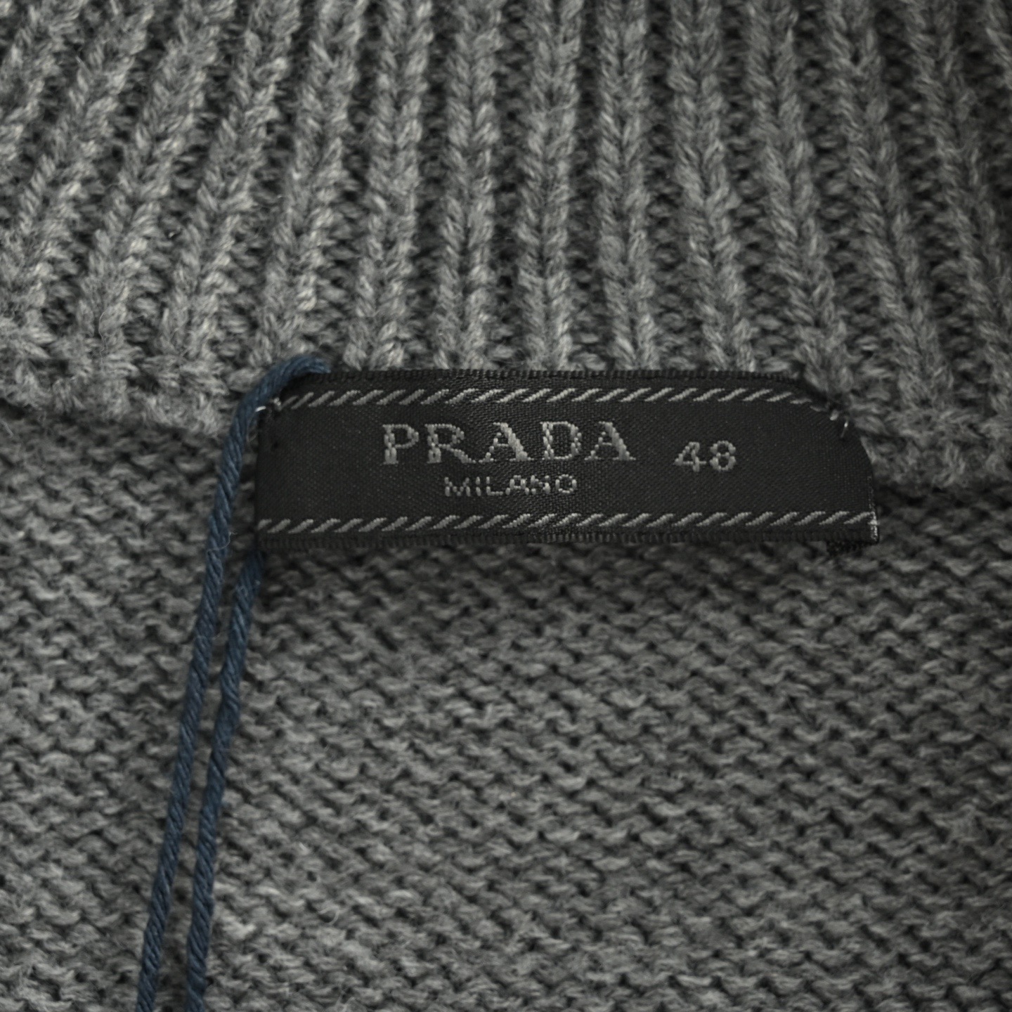 Prada/普拉达 刺绣徽标拉链毛衣开衫