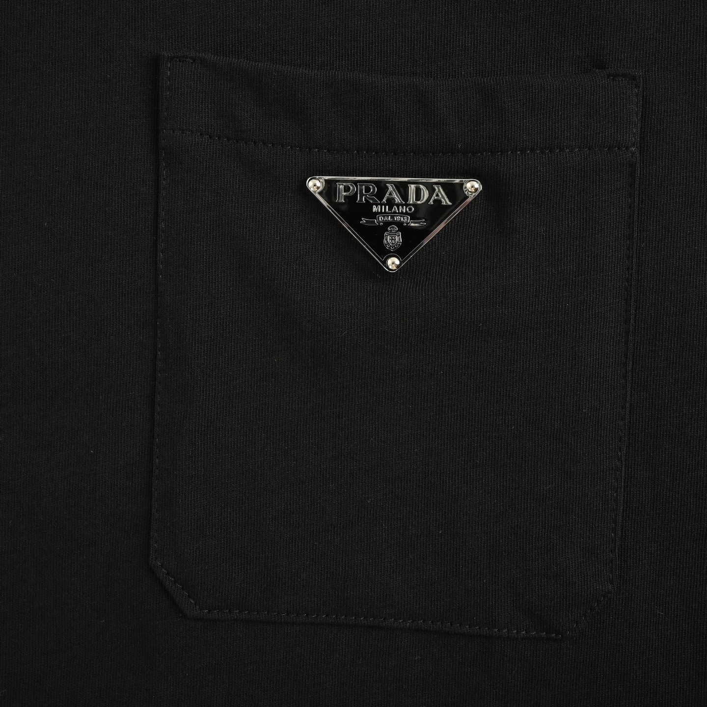 Prada/普拉达 25Fw 口袋三角标长袖T恤
