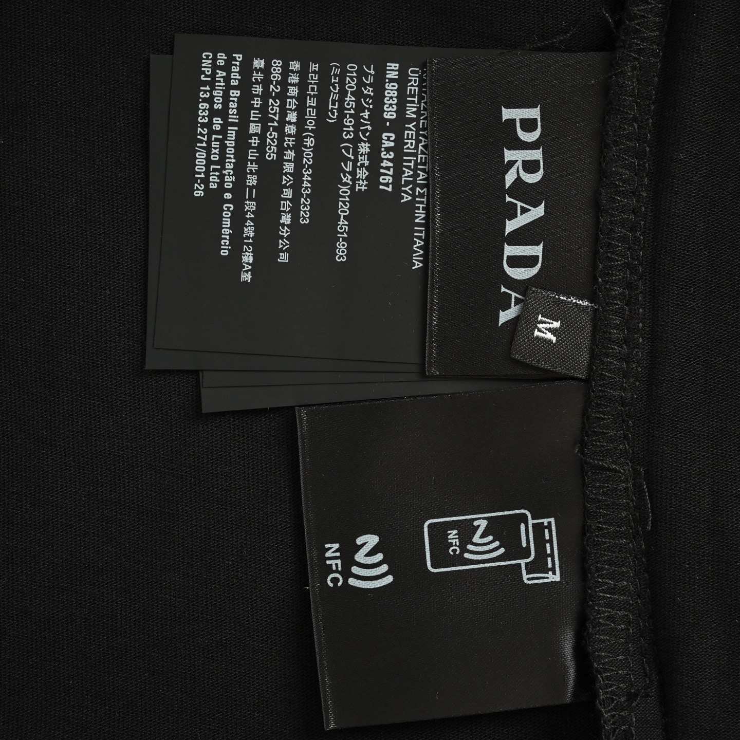 Prada/普拉达 25Fw 口袋三角标长袖T恤