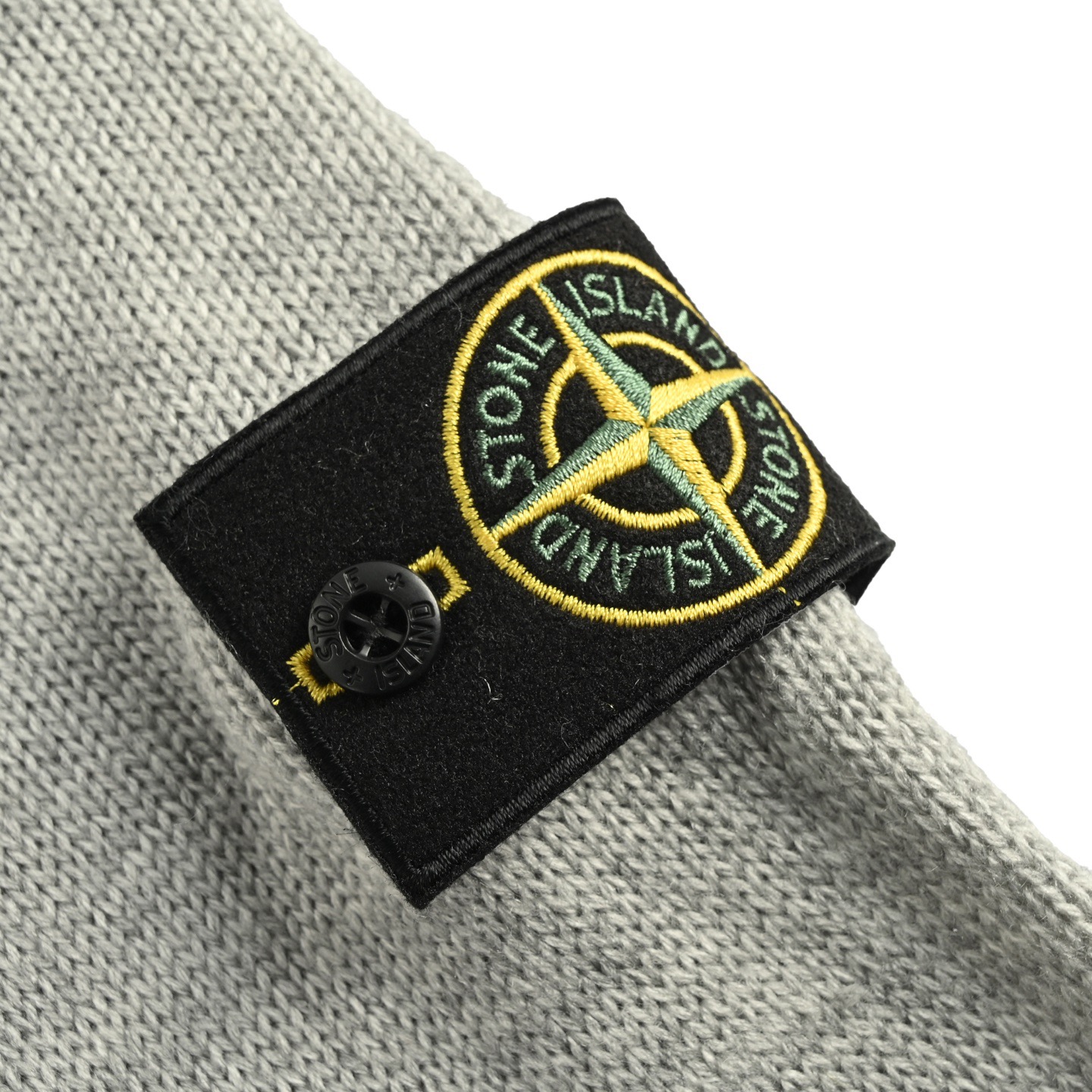 Stone Island/石头岛 25Fw 袖标开衫毛衣