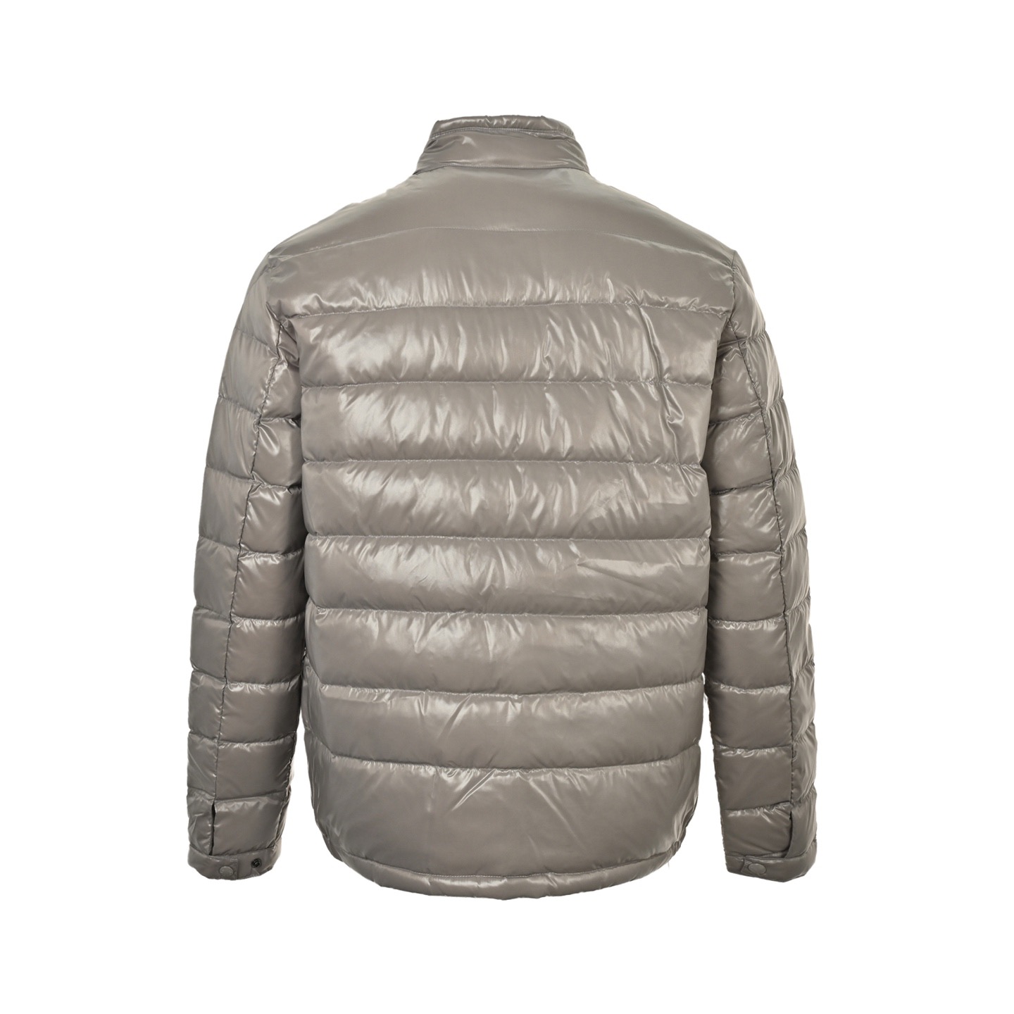 Moncler/蒙口 简约大口袋立领轻薄羽绒服 简约大口袋素款 秋冬新款羽绒服 白鹅绒羽绒填充实