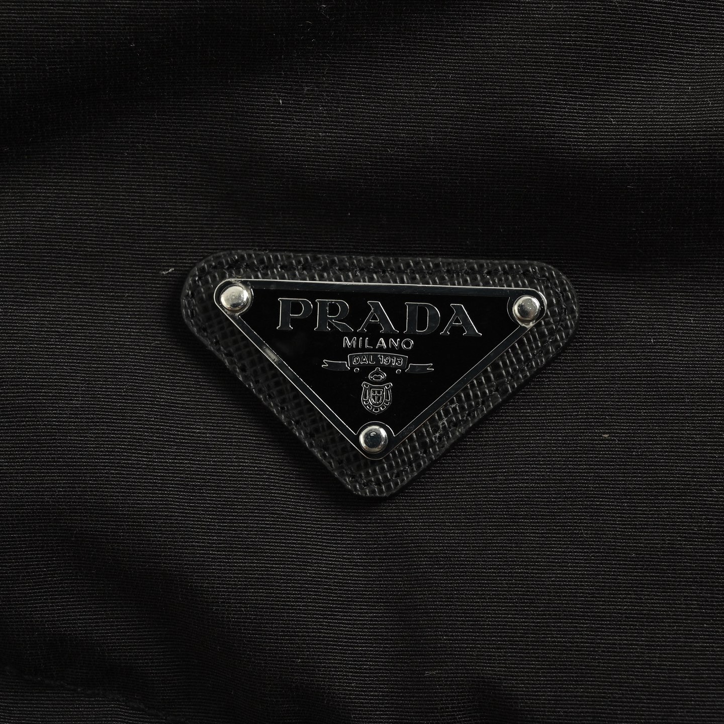 Prada/普拉达 25Fw 三角标立领绗缝羽绒服 PRADA饰三角标立领羽绒夹克