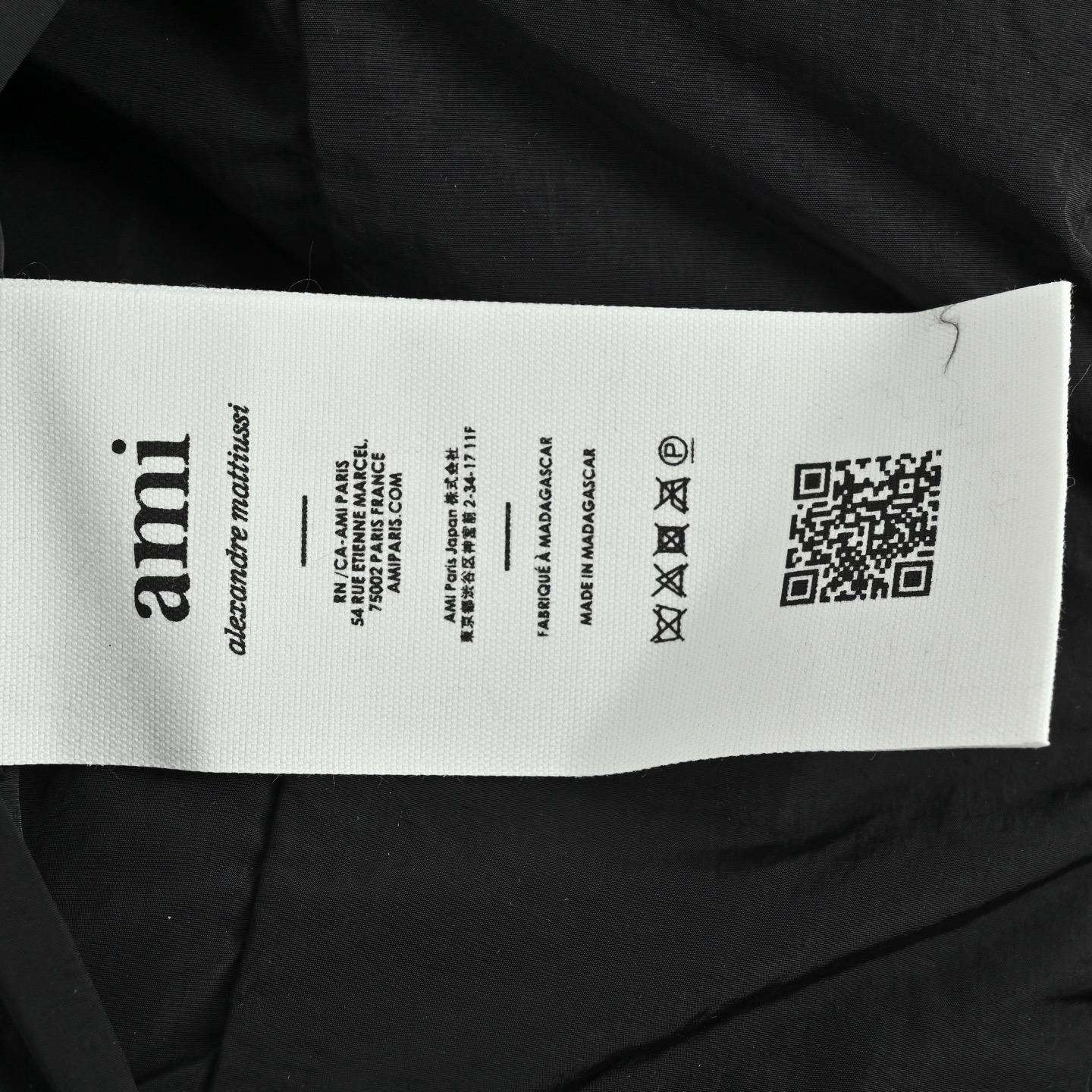 Ami 皮标爱心隐藏帽立领羽绒服-Chinese UA Cheap High Quatity Brand Clothes Bags handbags Sneakers wholesale wholesaler seller from China Factory suppliers Fashion Clothing Shoes best Quality Beautiful Price Ami 皮标爱心隐藏帽立领羽绒服