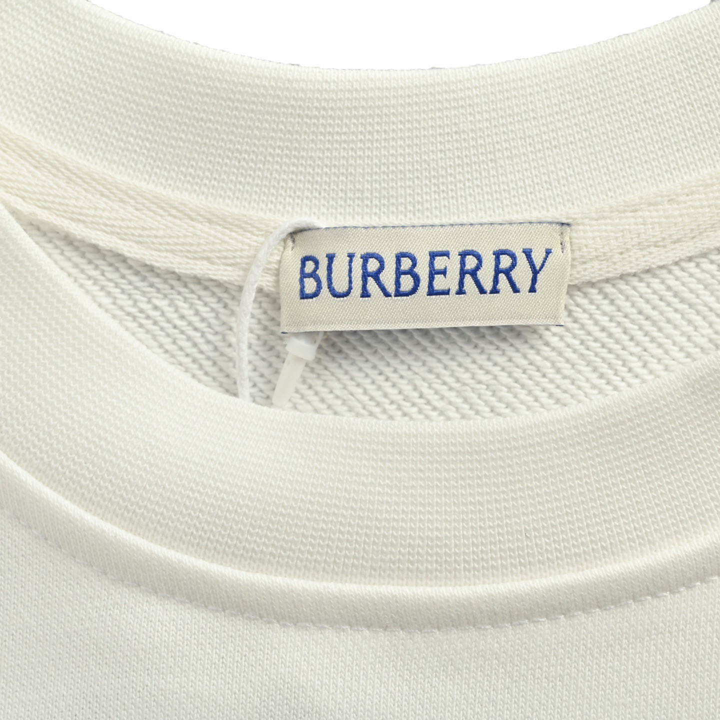 Burberry 巴宝莉 25Fw 重叠战马logo印花圆领卫衣-Chinese UA Cheap High Quatity Brand Clothes Bags handbags Sneakers wholesale wholesaler seller from China Factory suppliers Fashion Clothing Shoes best Quality Beautiful Price Burberry 巴宝莉 25Fw 重叠战马logo印花圆领卫衣