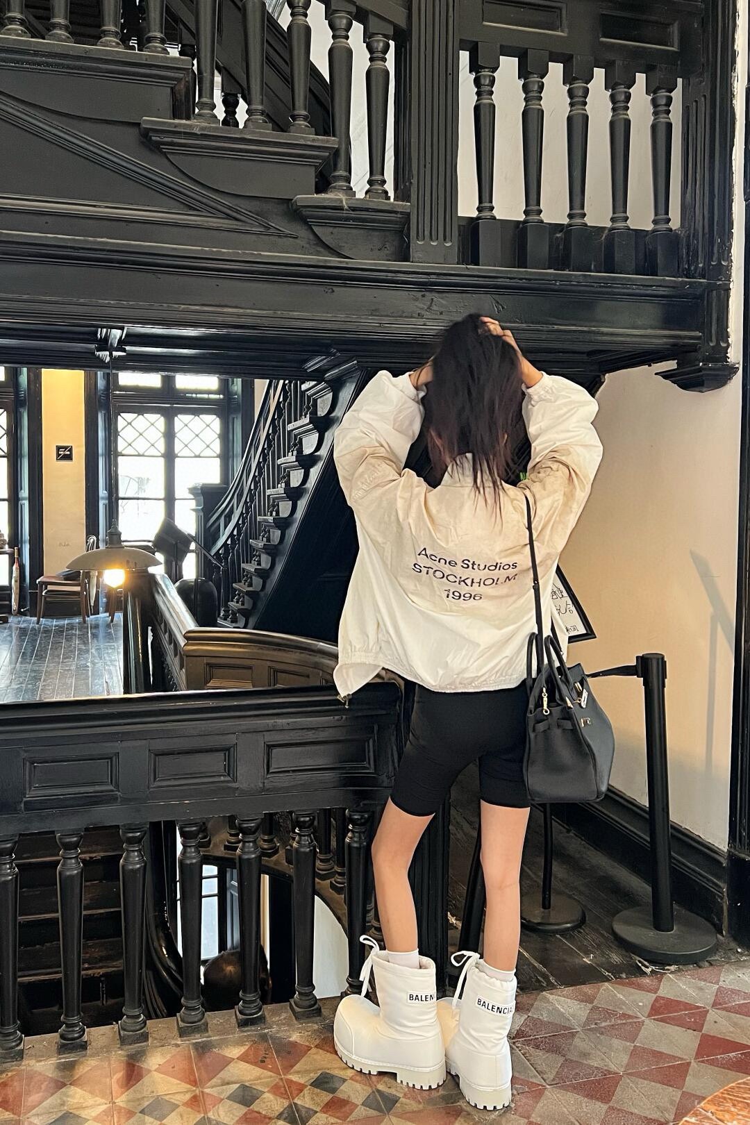 #Acne Studios 1996做旧字母印花夹克外套上身效果