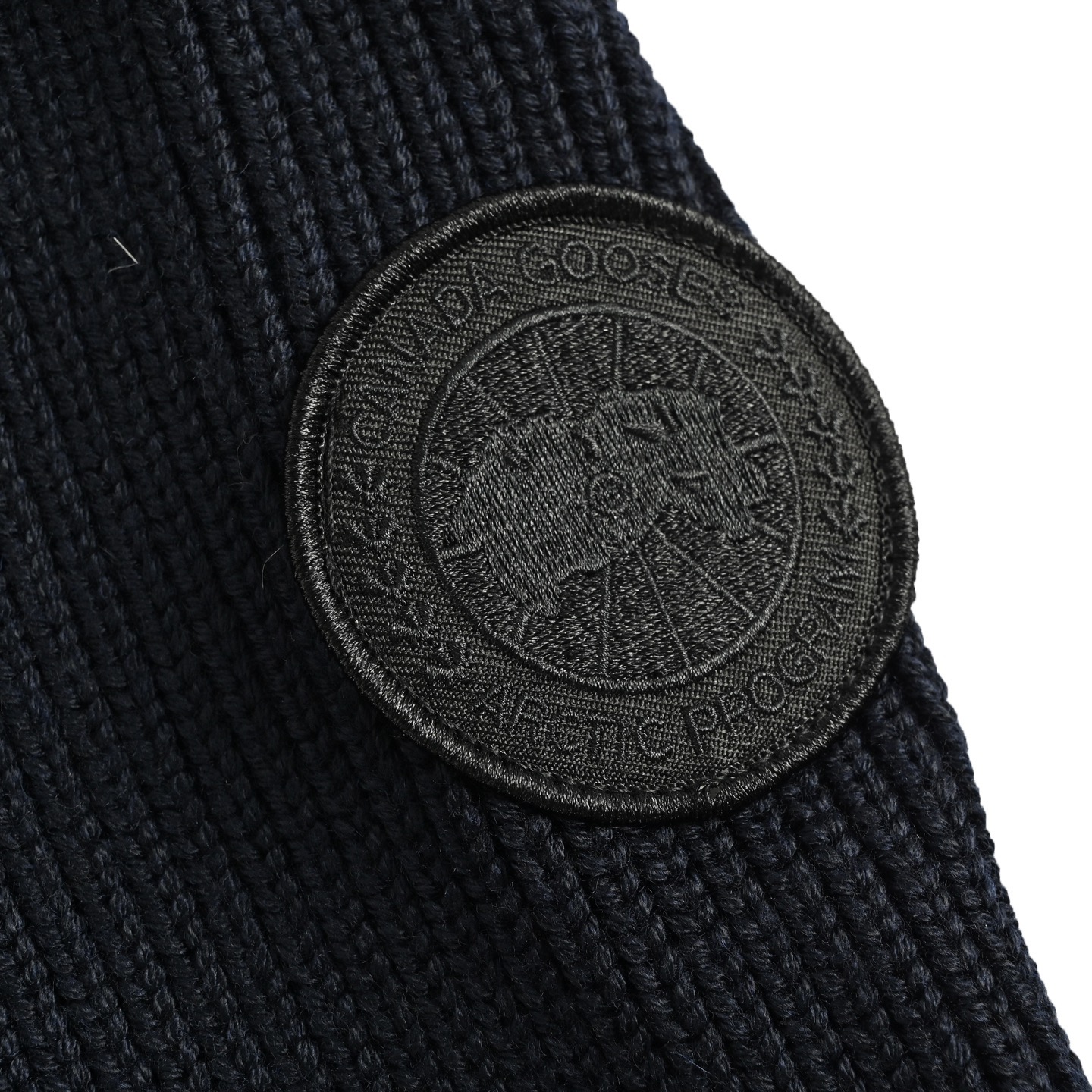 Canada Goose 加拿大鹅 25Fw 袖标针织拼接连帽羽绒服-Chinese UA Cheap High Quatity Brand Clothes Bags handbags Sneakers wholesale wholesaler seller from China Factory suppliers Fashion Clothing Shoes best Quality Beautiful Price Canada Goose 加拿大鹅 25Fw 袖标针织拼接连帽羽绒服