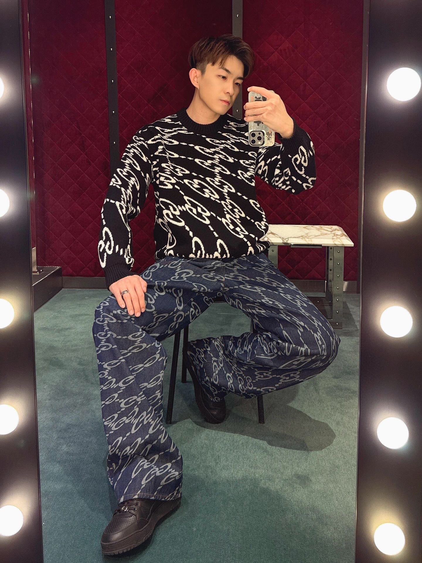 _dgb9sFt3p0Jk3hep4B7mtAHAVIsn6FphGutIO_A