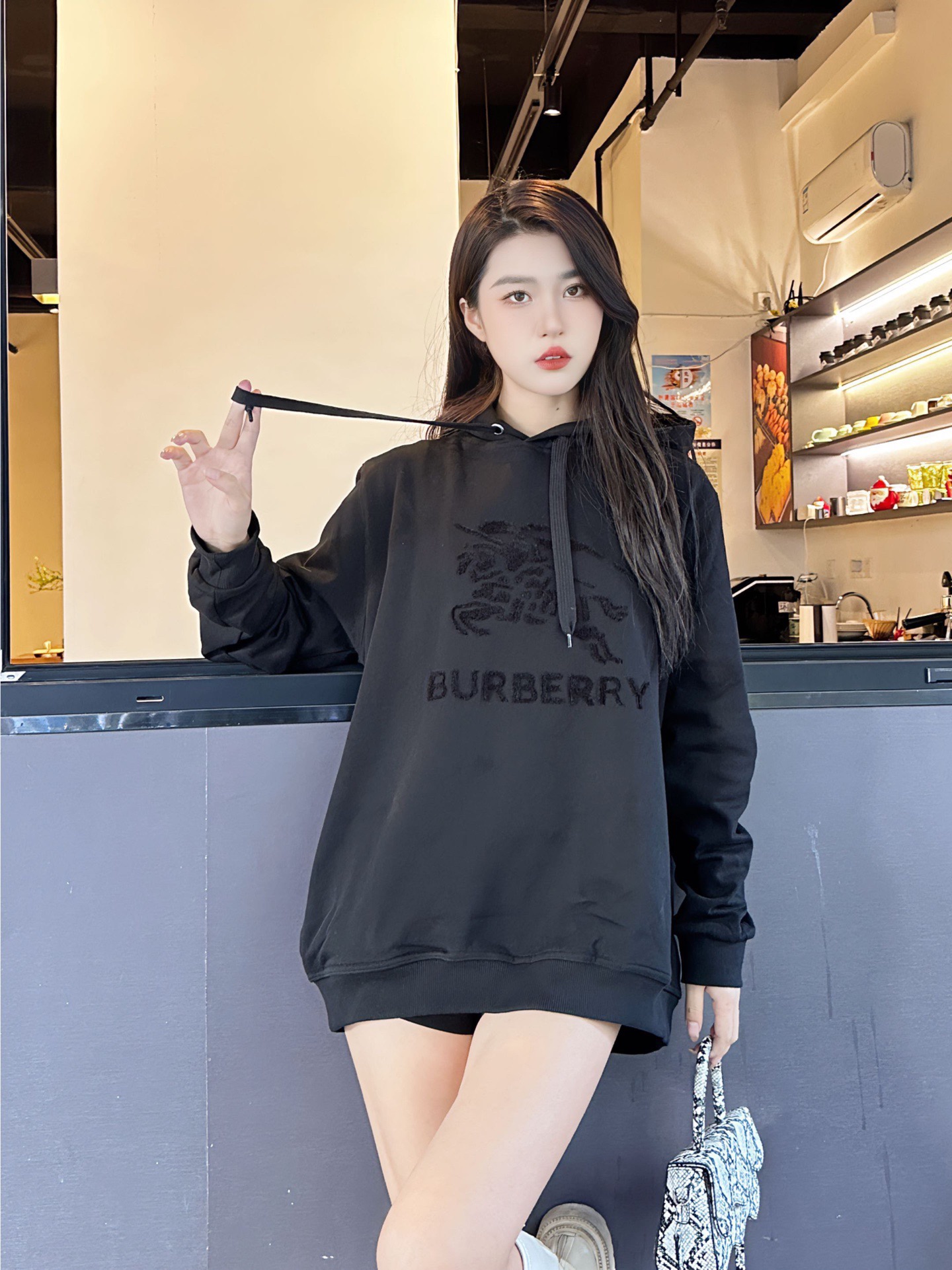 _dm19sYC4sBmOk21HUHWOlszbRKQ81pLbEF7dh5g