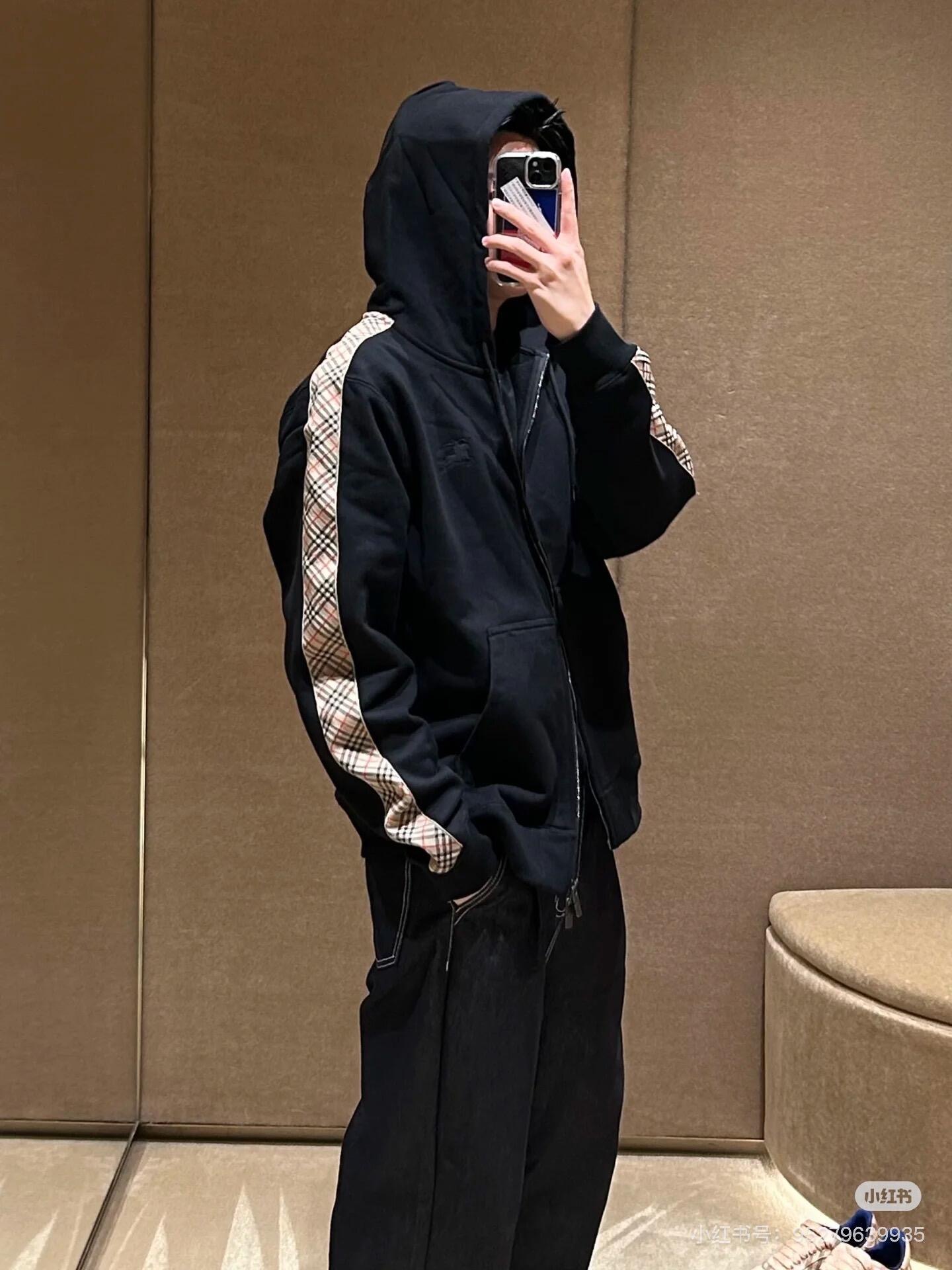 _dwS9s7gmg8bNroNk0KuRGd0_wSI87f8hegd1TIQ