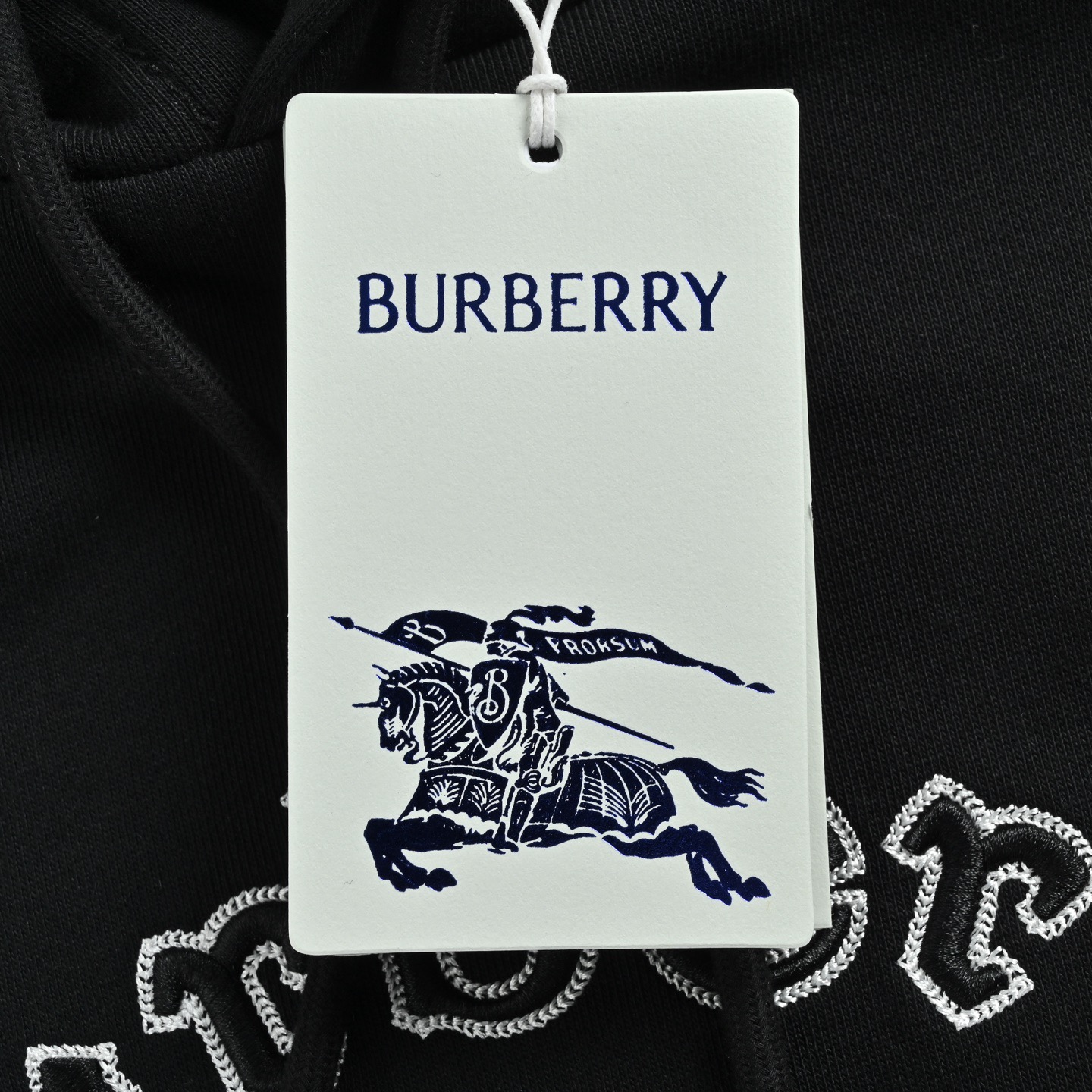 Burberry 巴宝莉 25Fw 战马徽标刺绣连帽卫衣-Chinese UA Cheap High Quatity Brand Clothes Bags handbags Sneakers wholesale wholesaler seller from China Factory suppliers Fashion Clothing Shoes best Quality Beautiful Price Burberry 巴宝莉 25Fw 战马徽标刺绣连帽卫衣