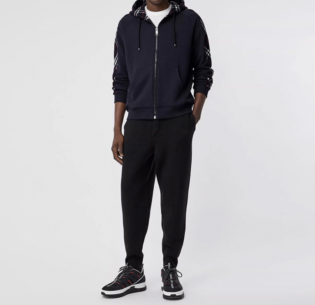 _drv9s7D7gwj_e17JdobHnw1sEPt_8-6MGnQSVkg