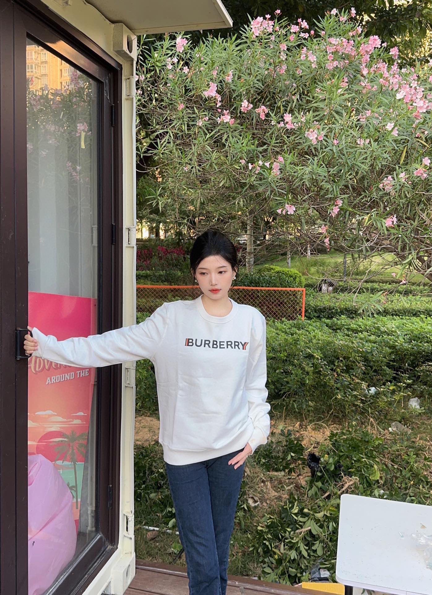 _dw79syv0PyXbpemIHY6d5xMasFLpyvKohctF6AQ