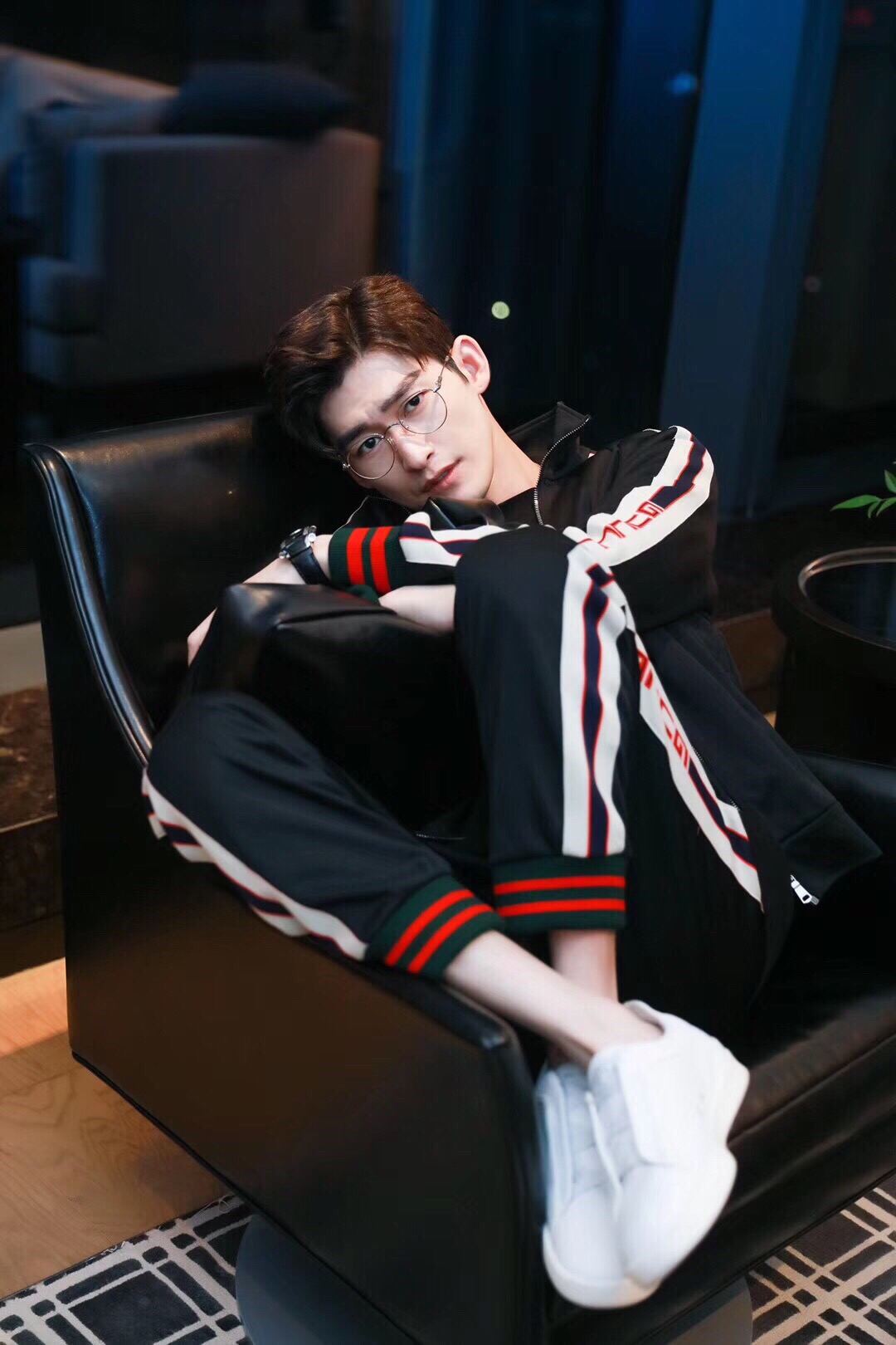 _dFI9sgnIAP53gQYRnXhio8rSb966Bqpbu7KBczQ