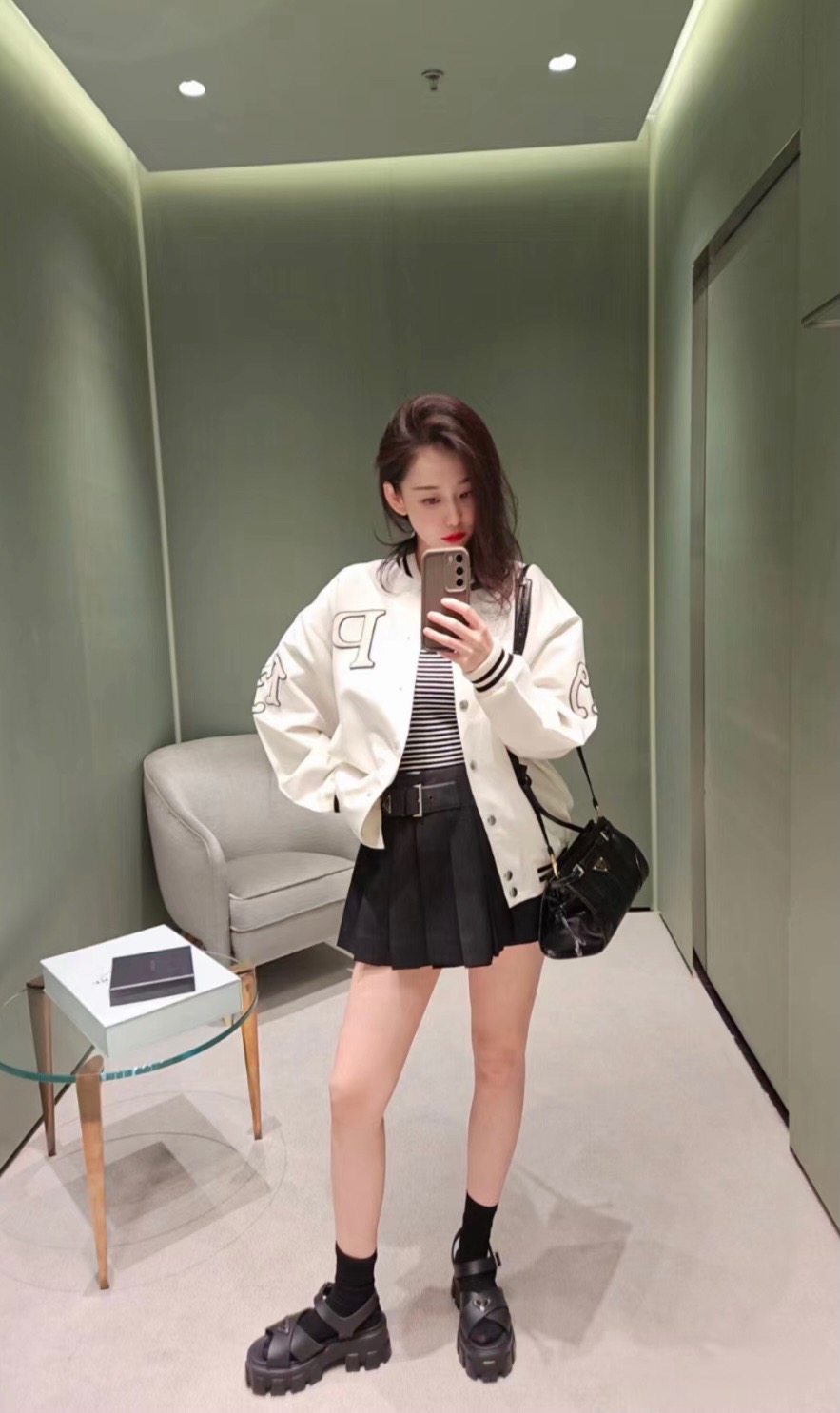 _duz9sqNCAZ9c_DnCmHBAu71VU3CRl4jlayqCD6w