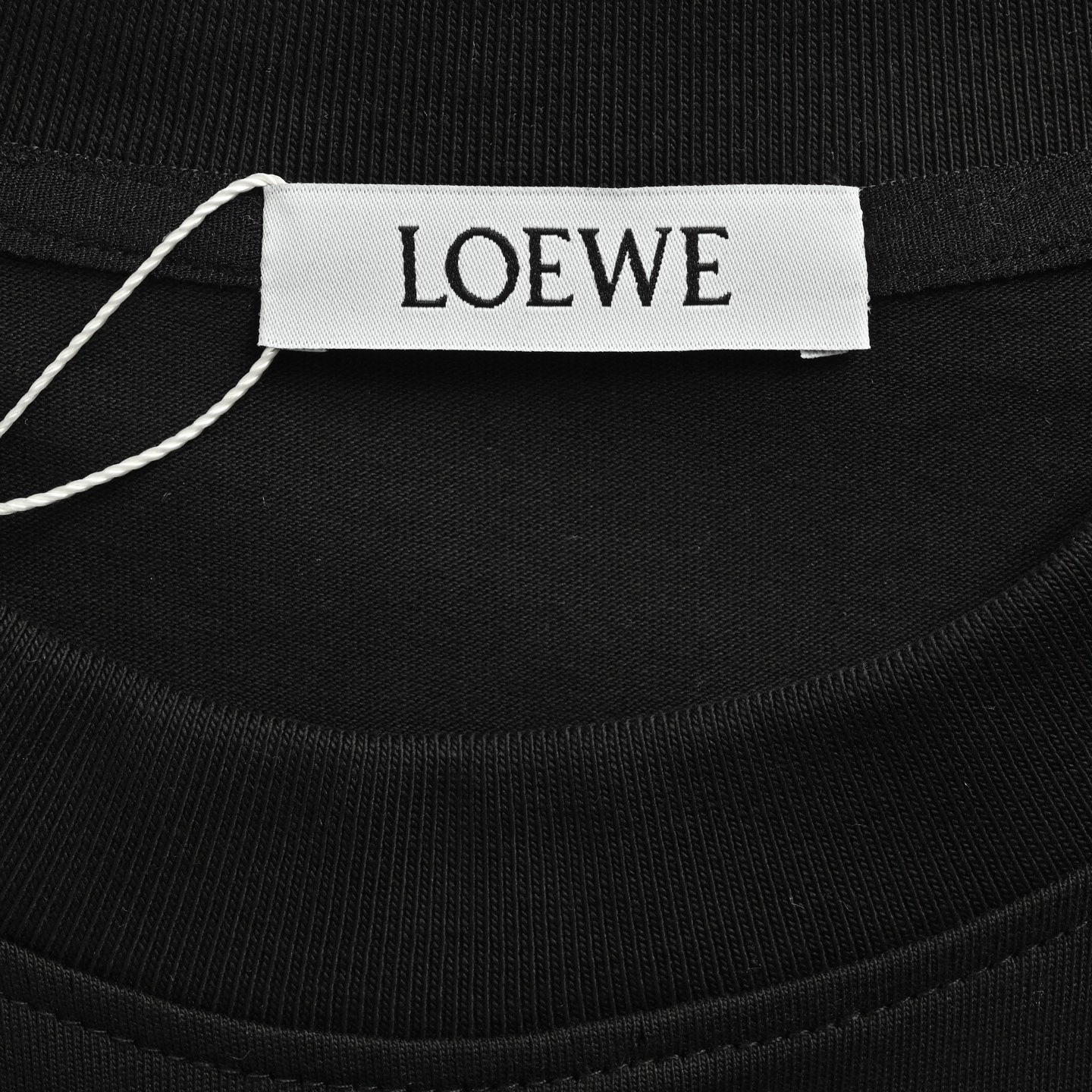 Loewe 罗意威 25ss 昂跑联名口袋印花短袖-Chinese UA Cheap High Quatity Brand Clothes Bags handbags Sneakers wholesale wholesaler seller from China Factory suppliers Fashion Clothing Shoes best Quality Beautiful Price Loewe 罗意威 25ss 昂跑联名口袋印花短袖