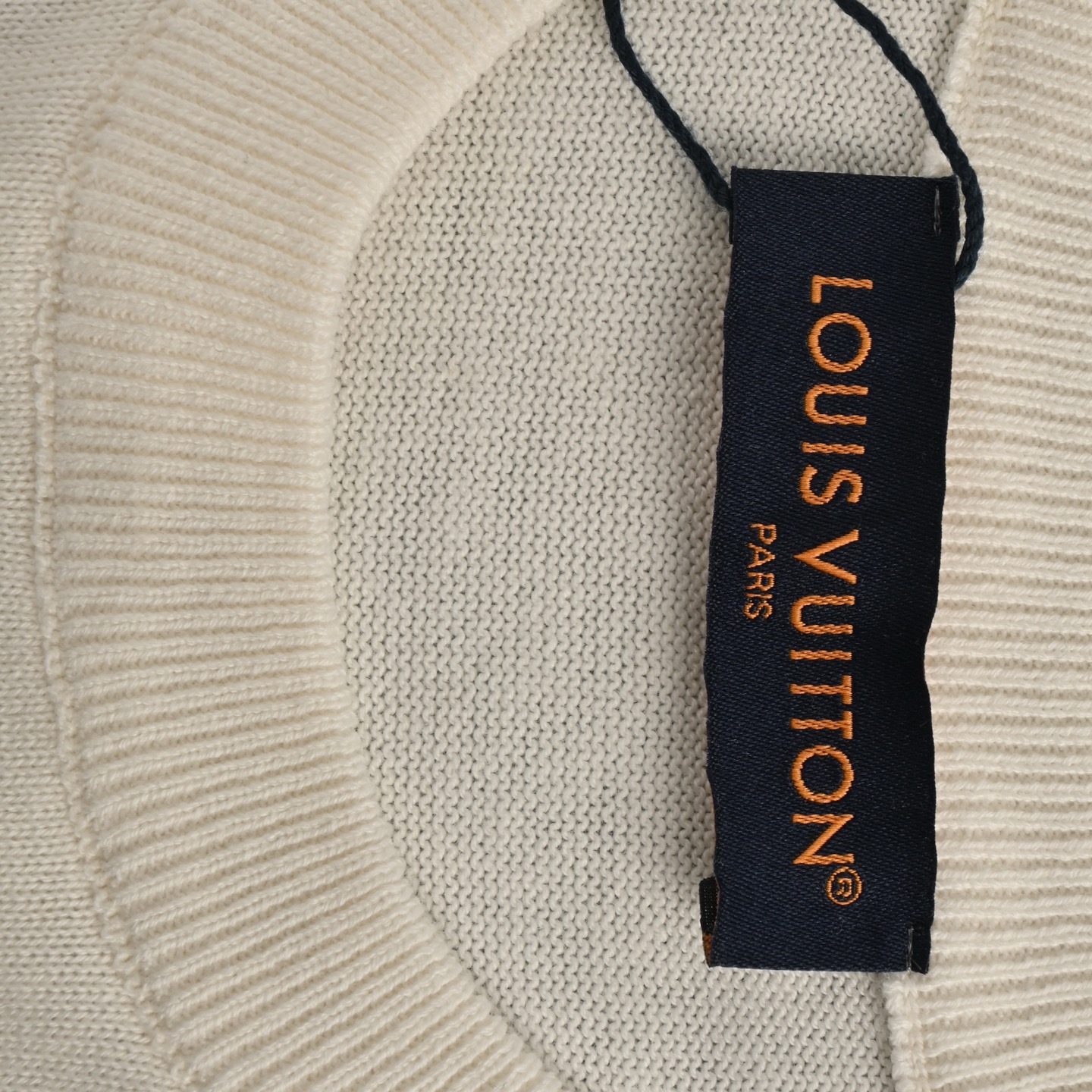 Louis Vuitton 路易威登 24ss 手臂袖子老花提花针织短袖-Chinese UA Cheap High Quatity Brand Clothes Bags handbags Sneakers wholesale wholesaler seller from China Factory suppliers Fashion Clothing Shoes best Quality Beautiful Price Louis Vuitton 路易威登 24ss 手臂袖子老花提花针织短袖