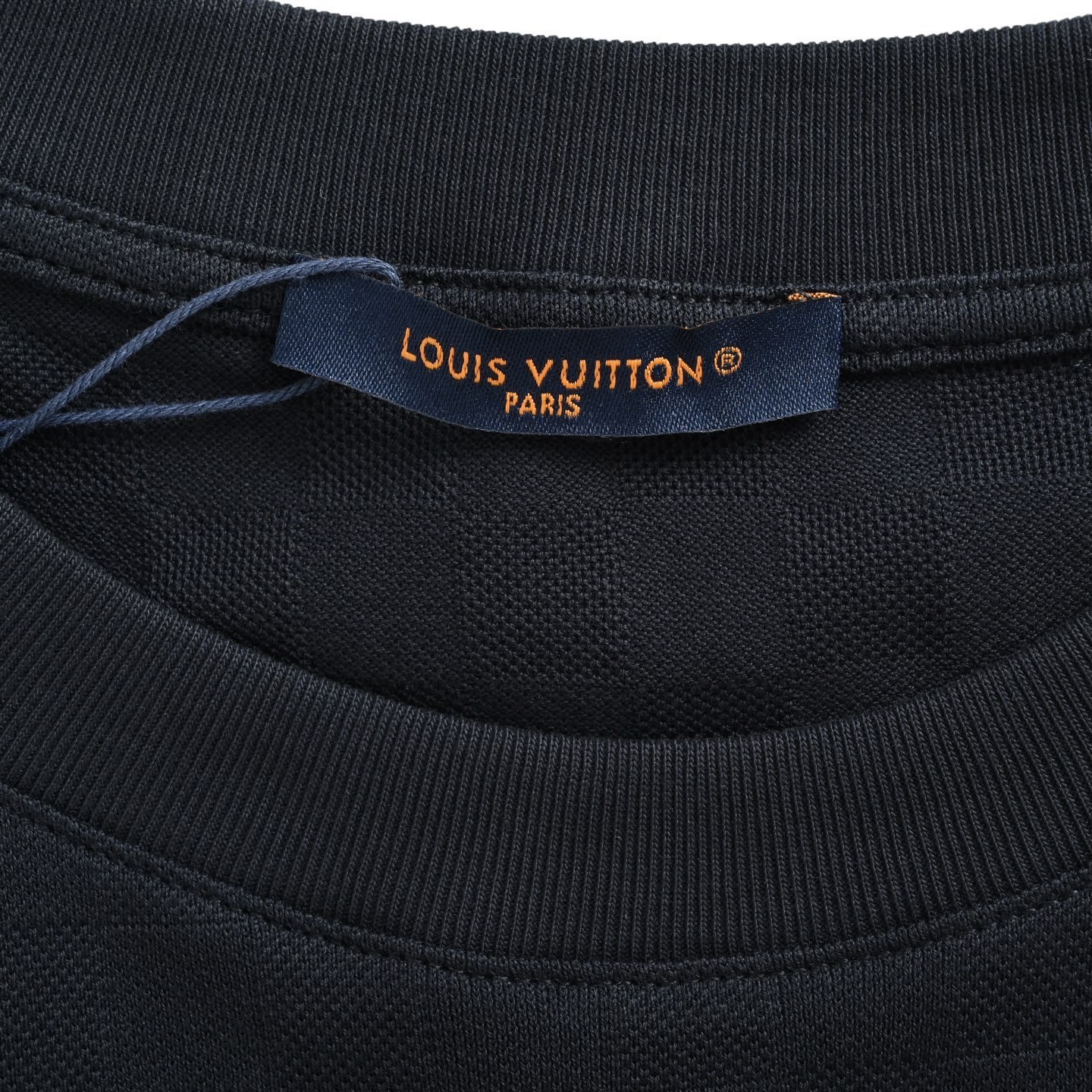 Louis Vuitton 路易威登 24ss 珠地棋盘格刺绣短袖-Chinese UA Cheap High Quatity Brand Clothes Bags handbags Sneakers wholesale wholesaler seller from China Factory suppliers Fashion Clothing Shoes best Quality Beautiful Price Louis Vuitton 路易威登 24ss 珠地棋盘格刺绣短袖