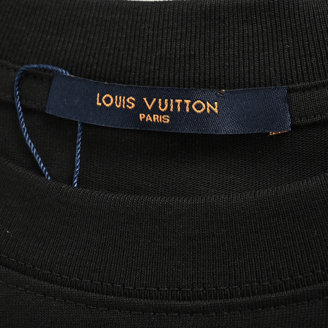 Louis Vuitton 路易威登 23ss 云朵老花大字母发泡短袖