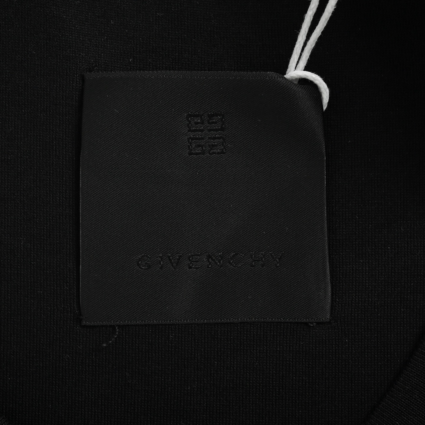 GIVENCHY 纪梵希 25ss 蛇年限定印花短袖-Chinese UA Cheap High Quatity Brand Clothes Bags handbags Sneakers wholesale wholesaler seller from China Factory suppliers Fashion Clothing Shoes best Quality Beautiful Price GIVENCHY 纪梵希 25ss 蛇年限定印花短袖