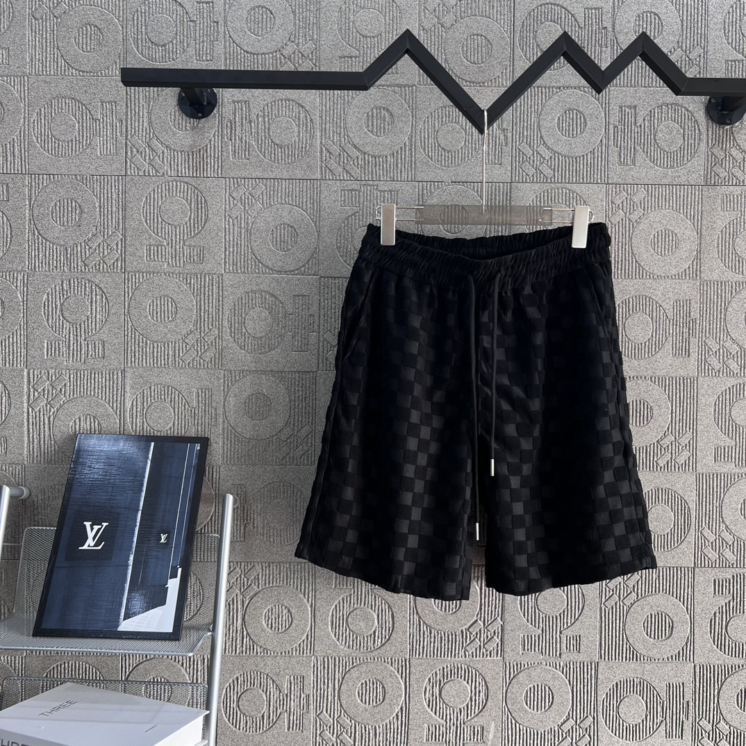 2024SS Louis Vuitton Knitting Shorts with Velvet and Gold Details - 图片 1